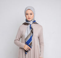Dauky Hijab Segiempt kerudung Side Line Scarf - Cream