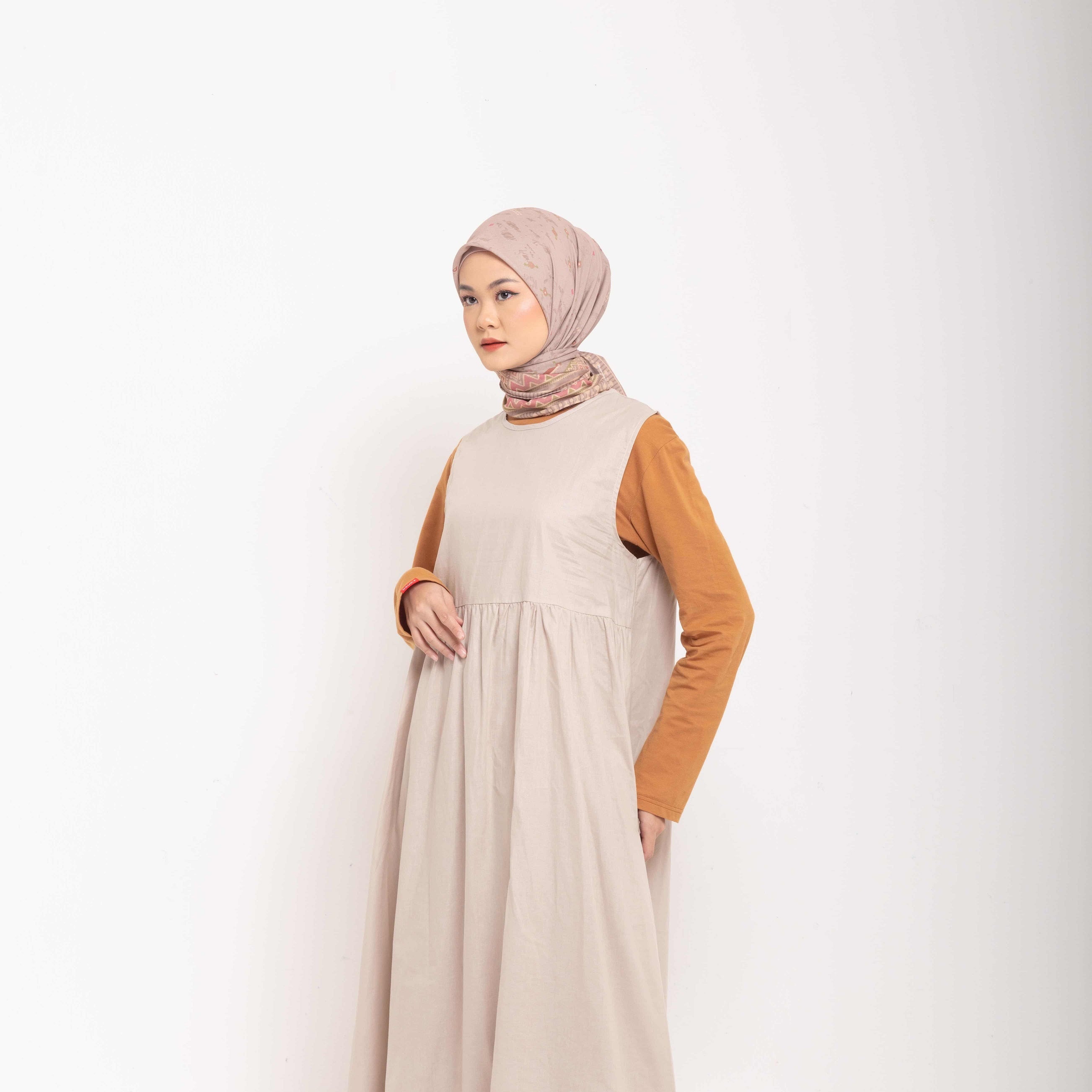 Inner Dress Sleeveless Ruffles - Khaky