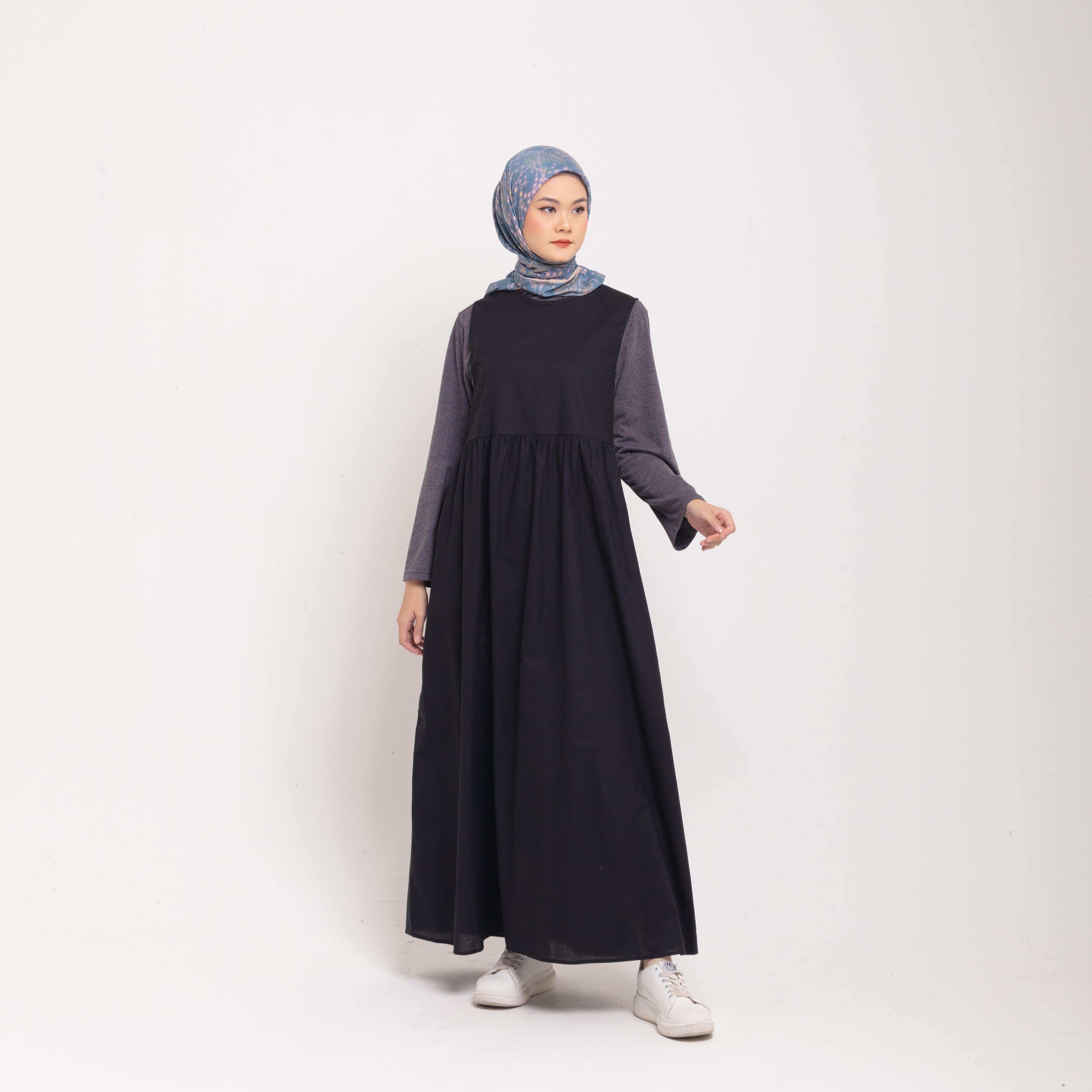Inner Dress Sleeveless Ruffles - Hitam