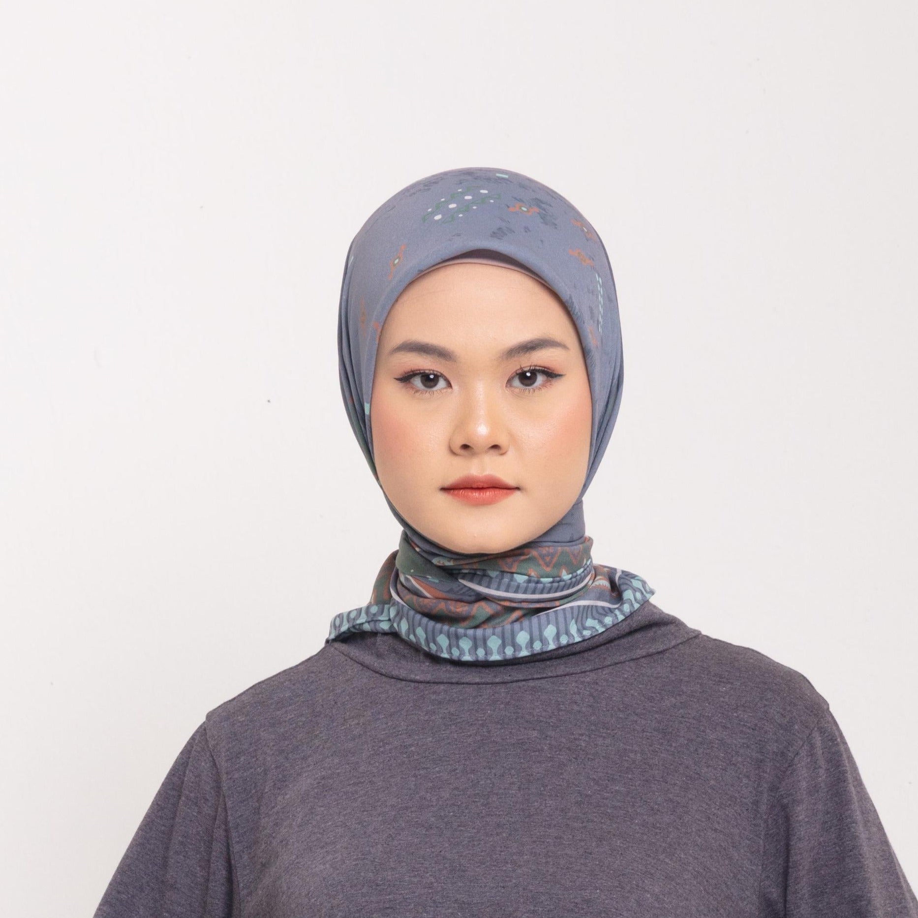 Dauky Hijab Segiempat Scales Scarf - Darkgrey