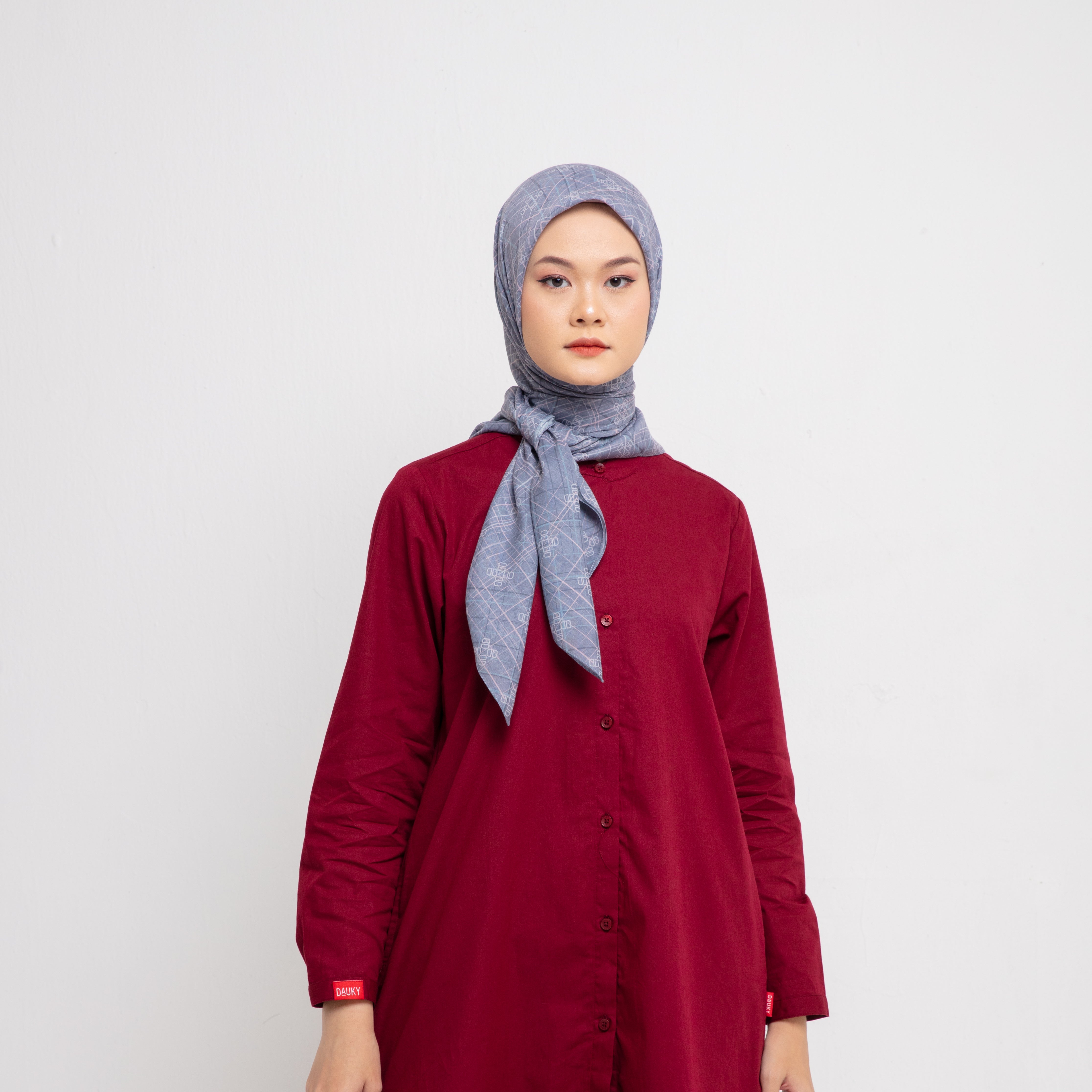 Dauky Kerudung Segiempat Line Monogram Scarf - Grey