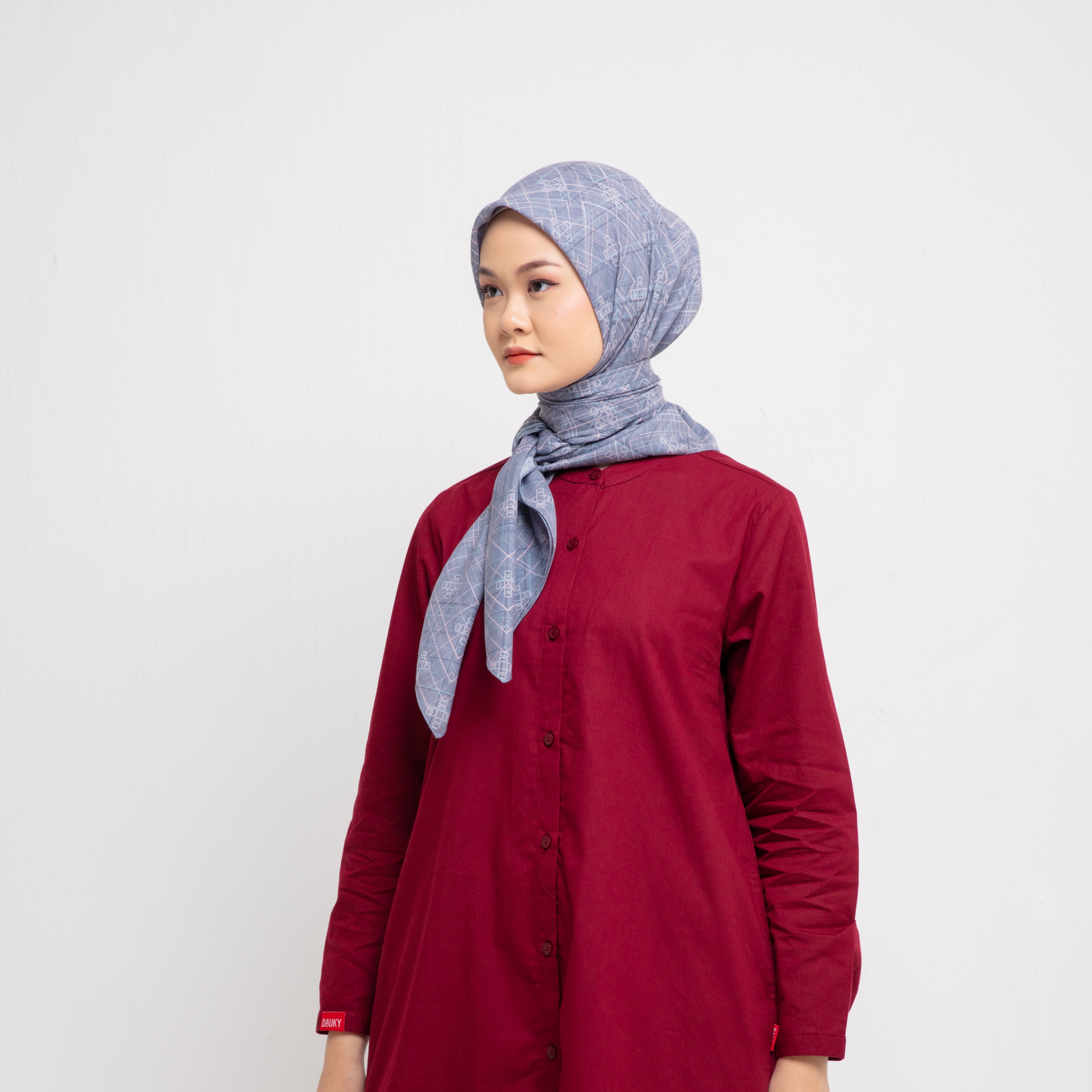 Dauky Kerudung Segiempat Line Monogram Scarf - Grey