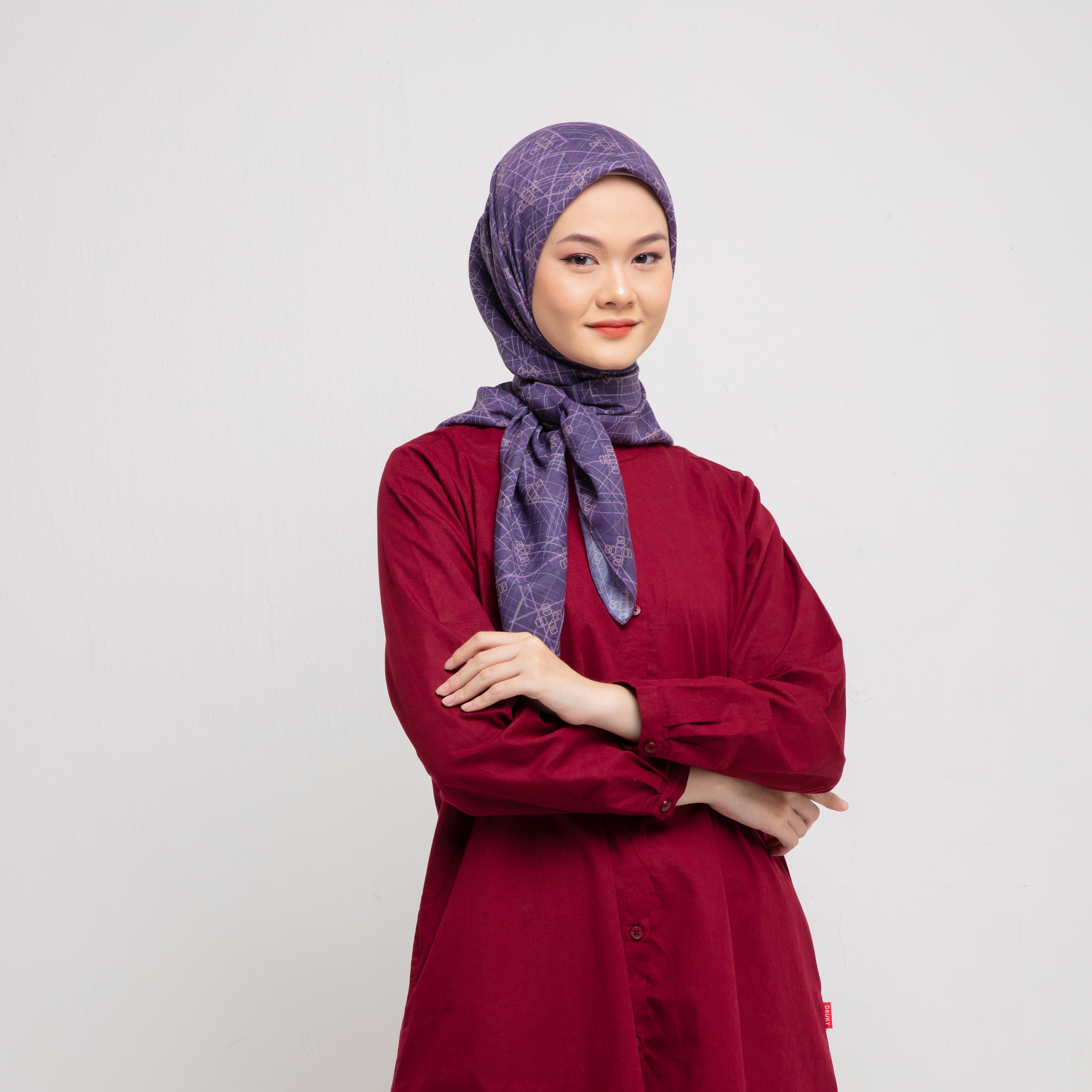 Dauky Kerudung Segiempat Line Monogram Scarf - Burgundy