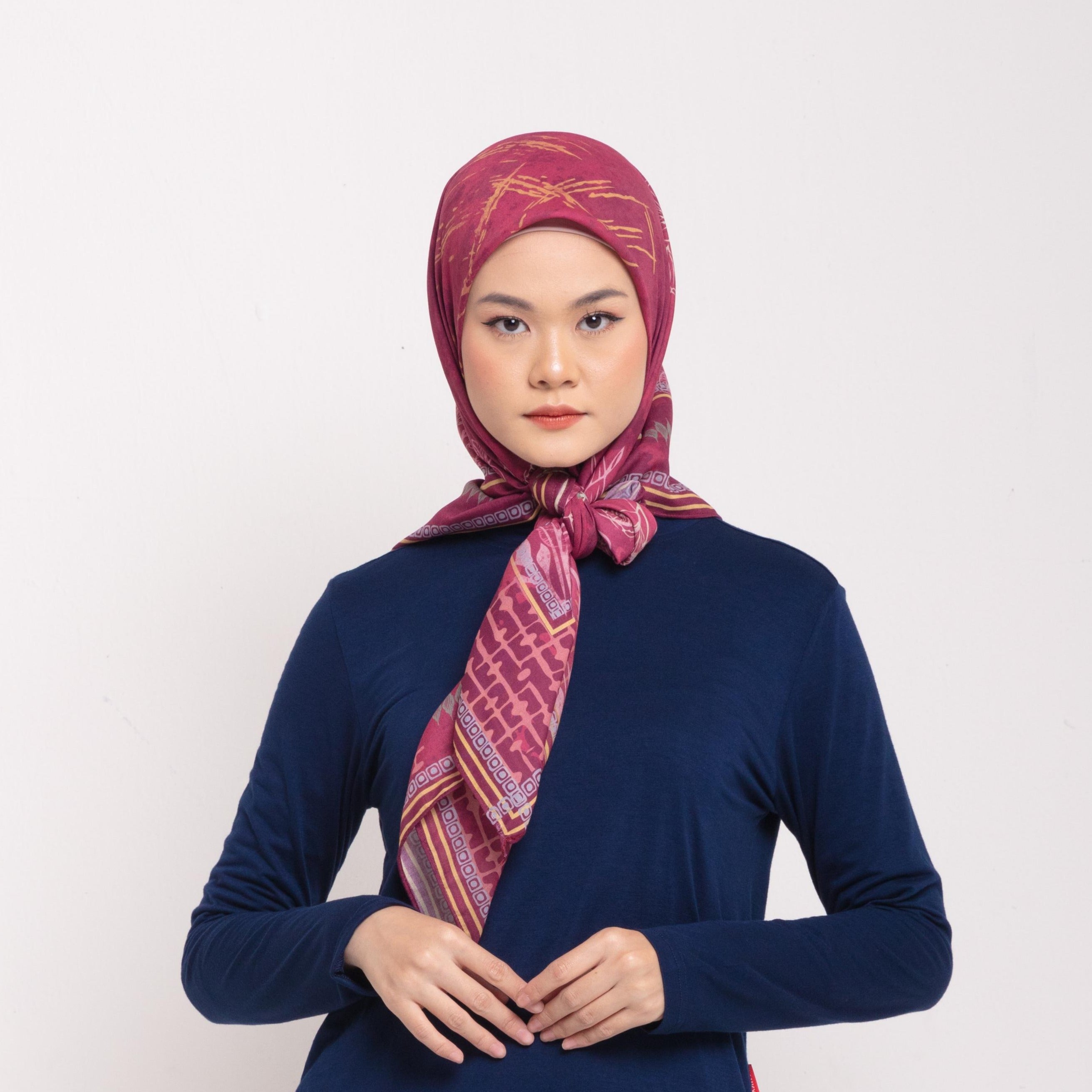 Jilbab Segiempat Dauky Thin Fleur Premium Scarf - Merah