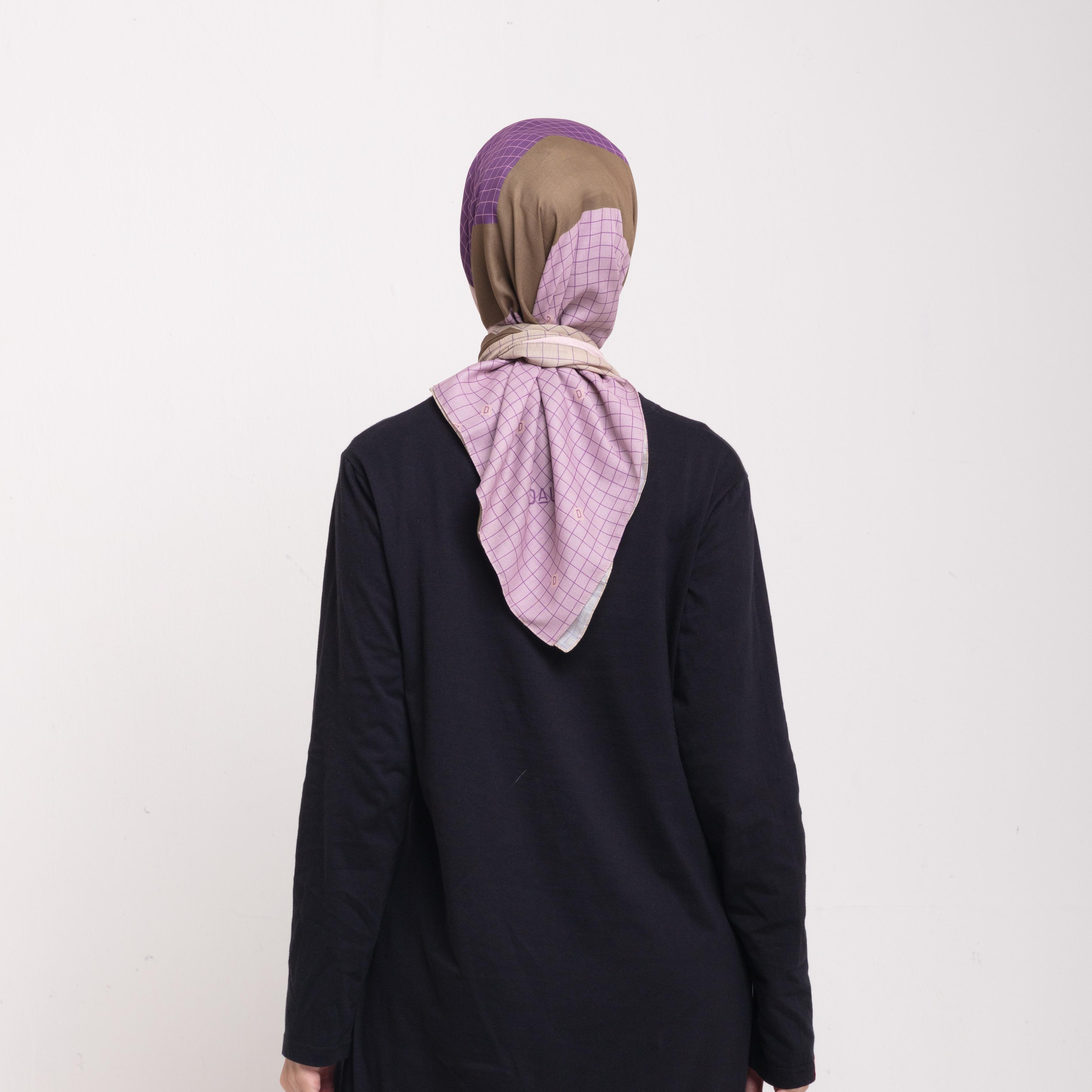 Monogram Line Scarf - Olive