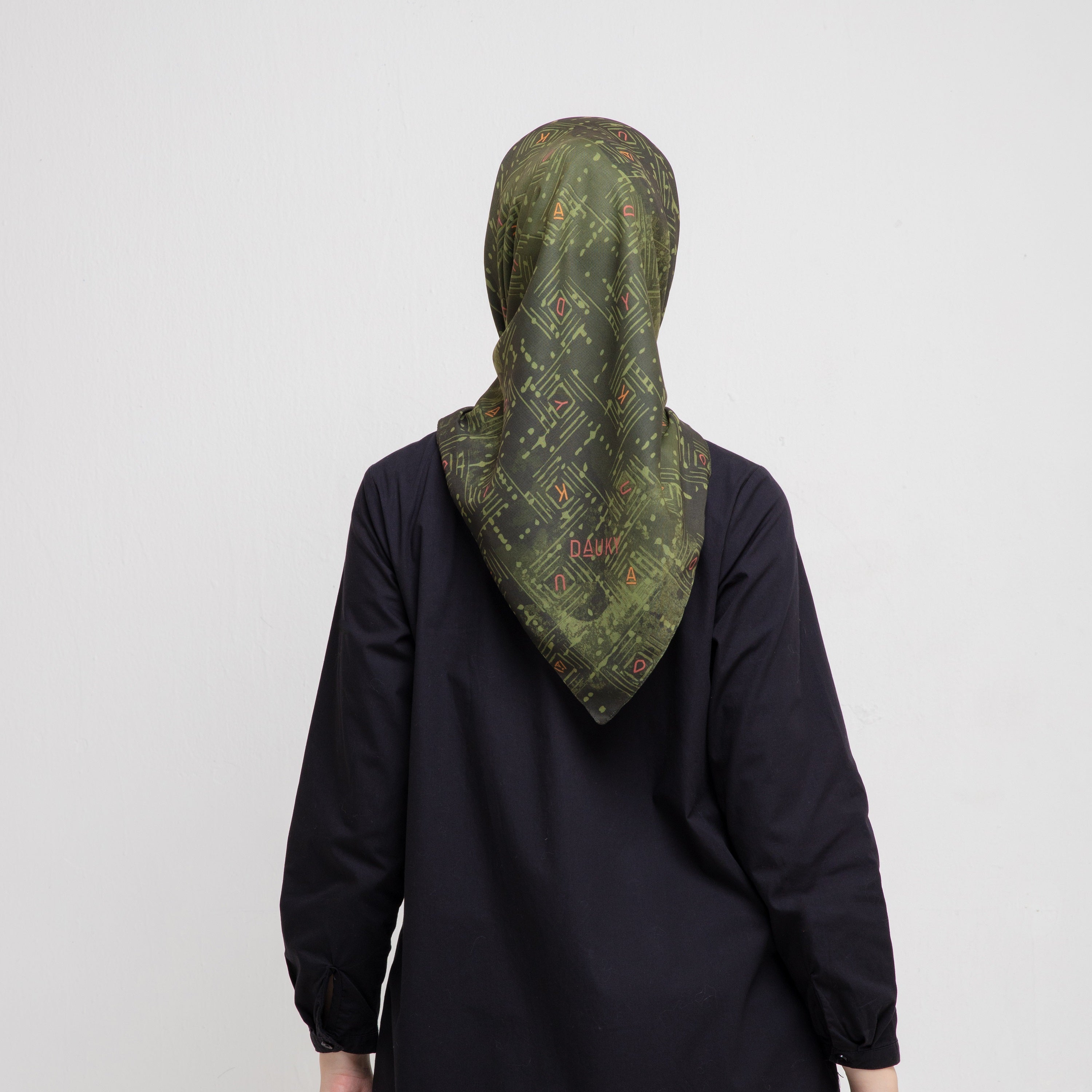 Dauky Hijab Segiempat Square Line Scarf - Hijau