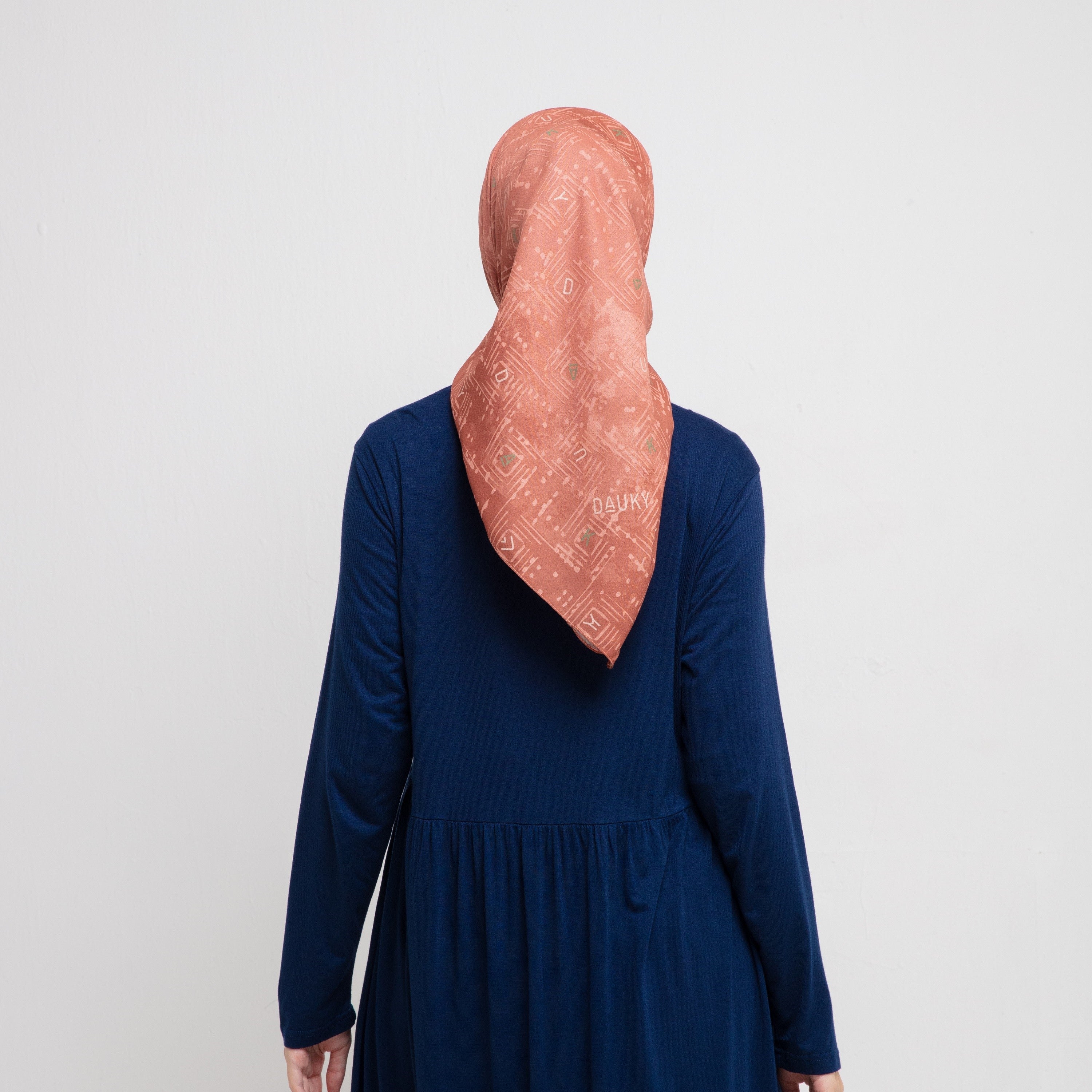 Square Line Scarf