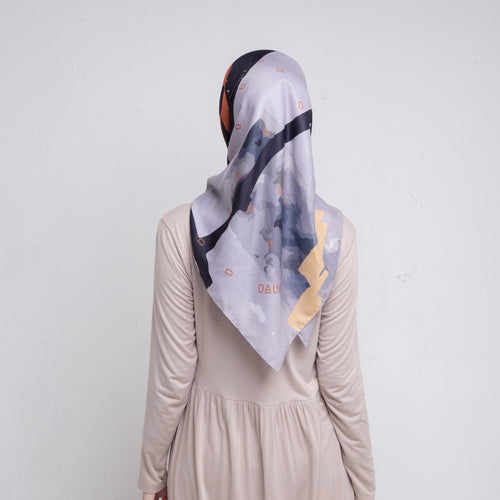 DAUKY Hijab Segiempat Buffalo Scarf