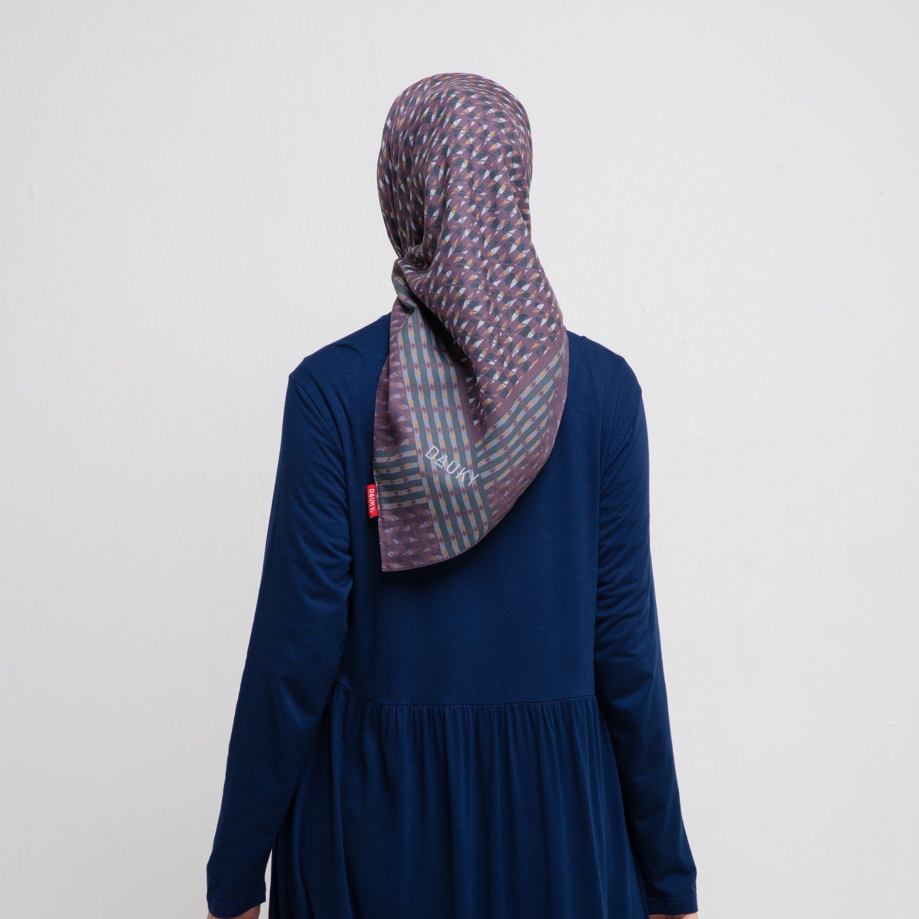 Permadani Scarf - Coklat
