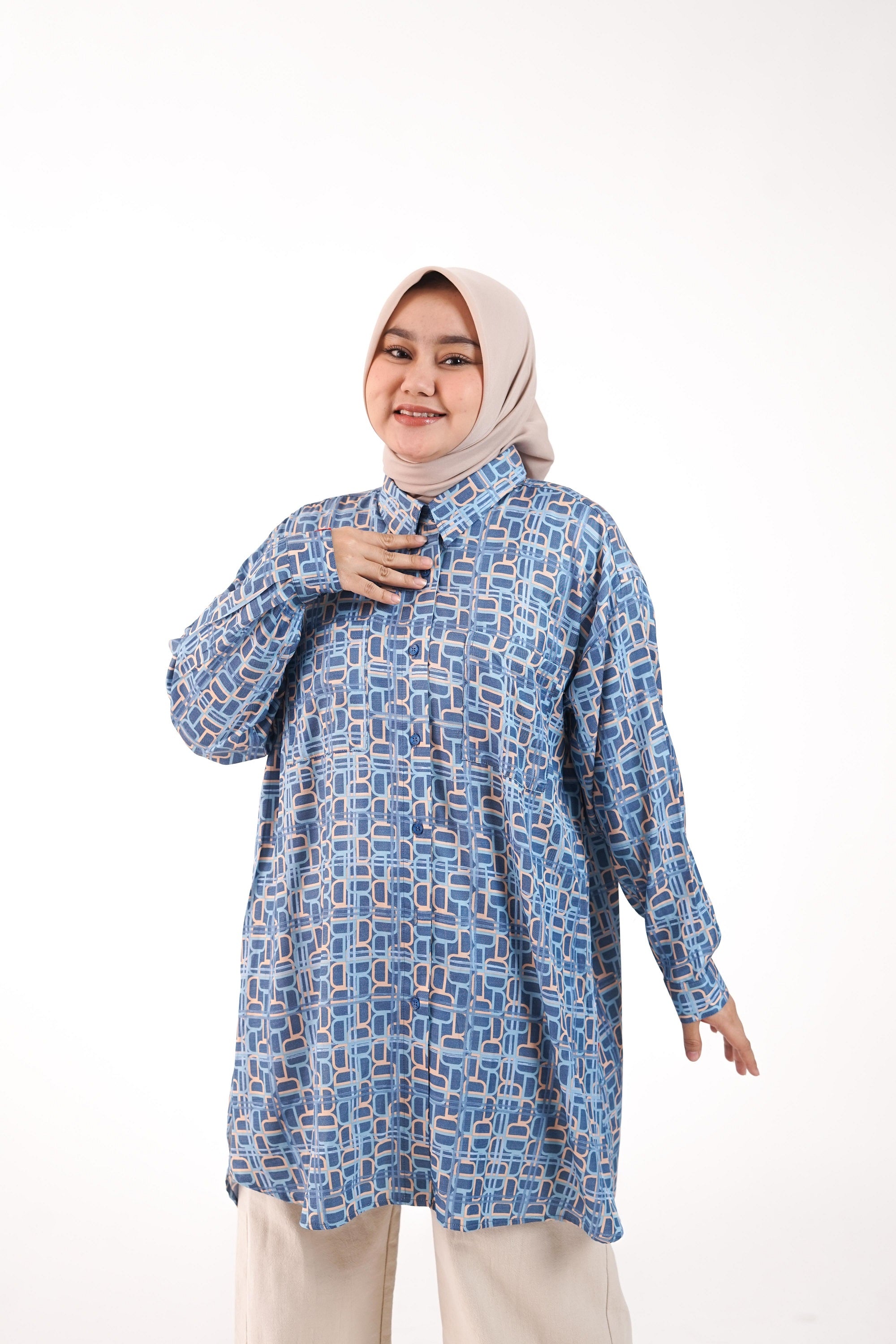 L Tunik Monogram Series