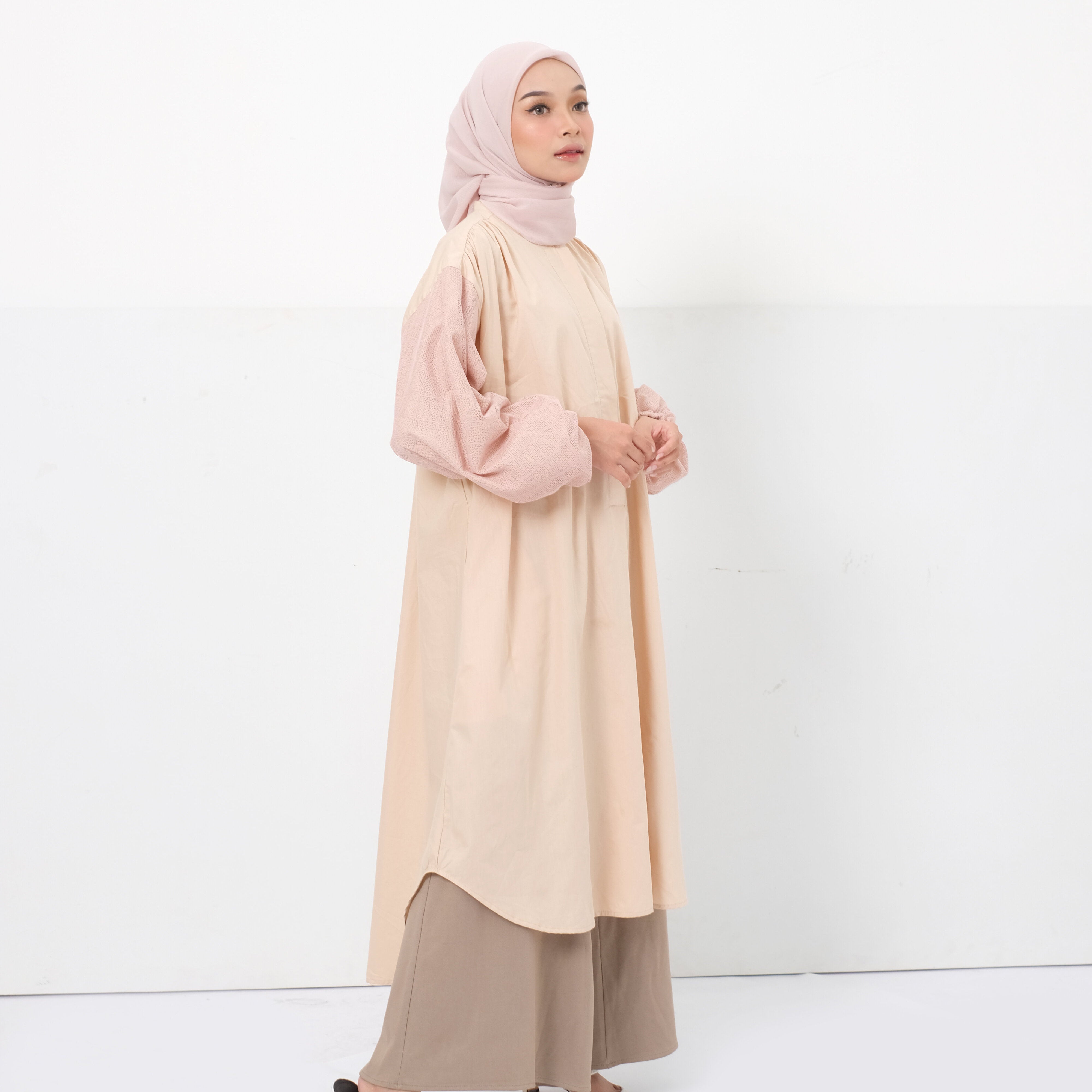 M Dress Lace Katun - Nude