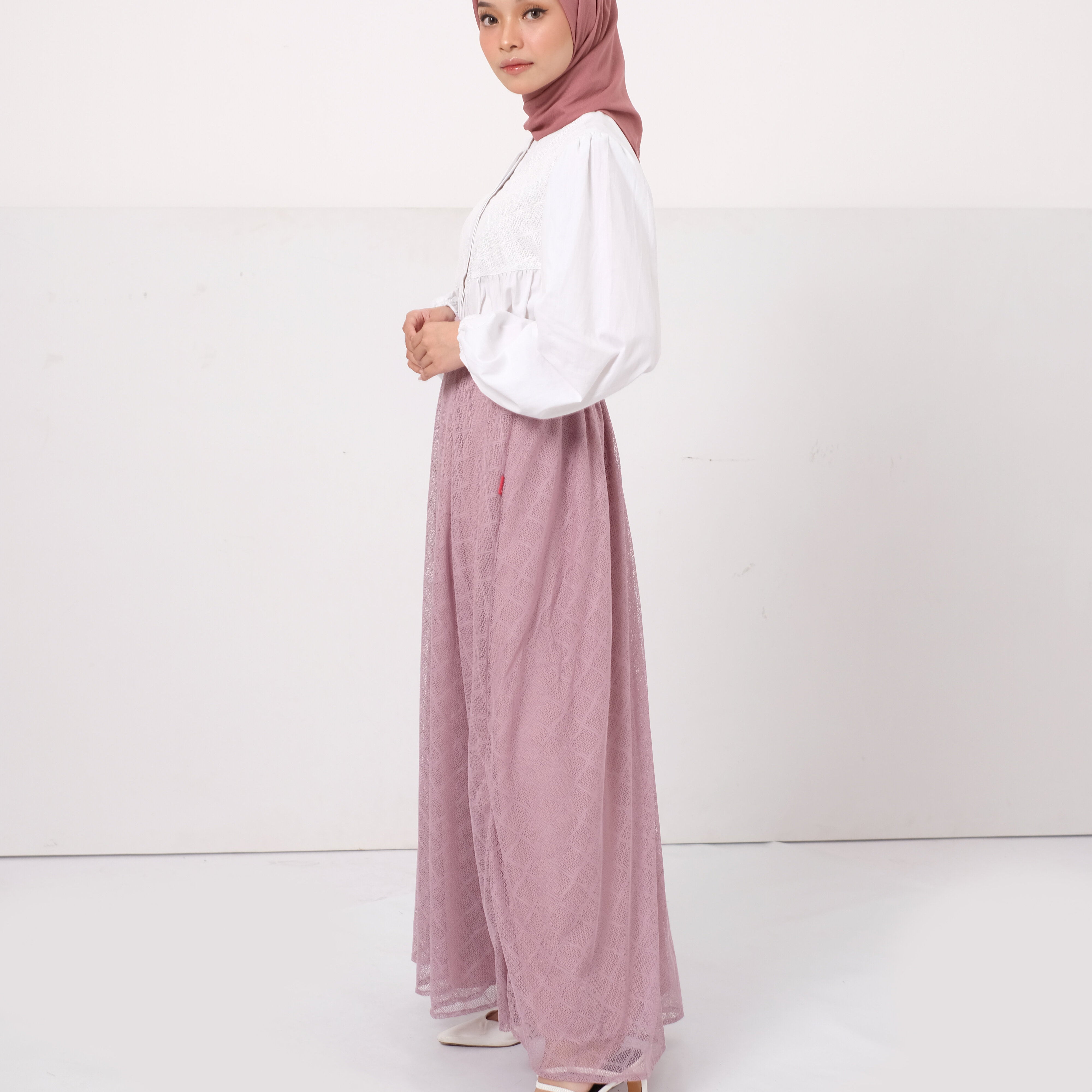 Dauky Bawahan Skirt Lace Katun - Ungu