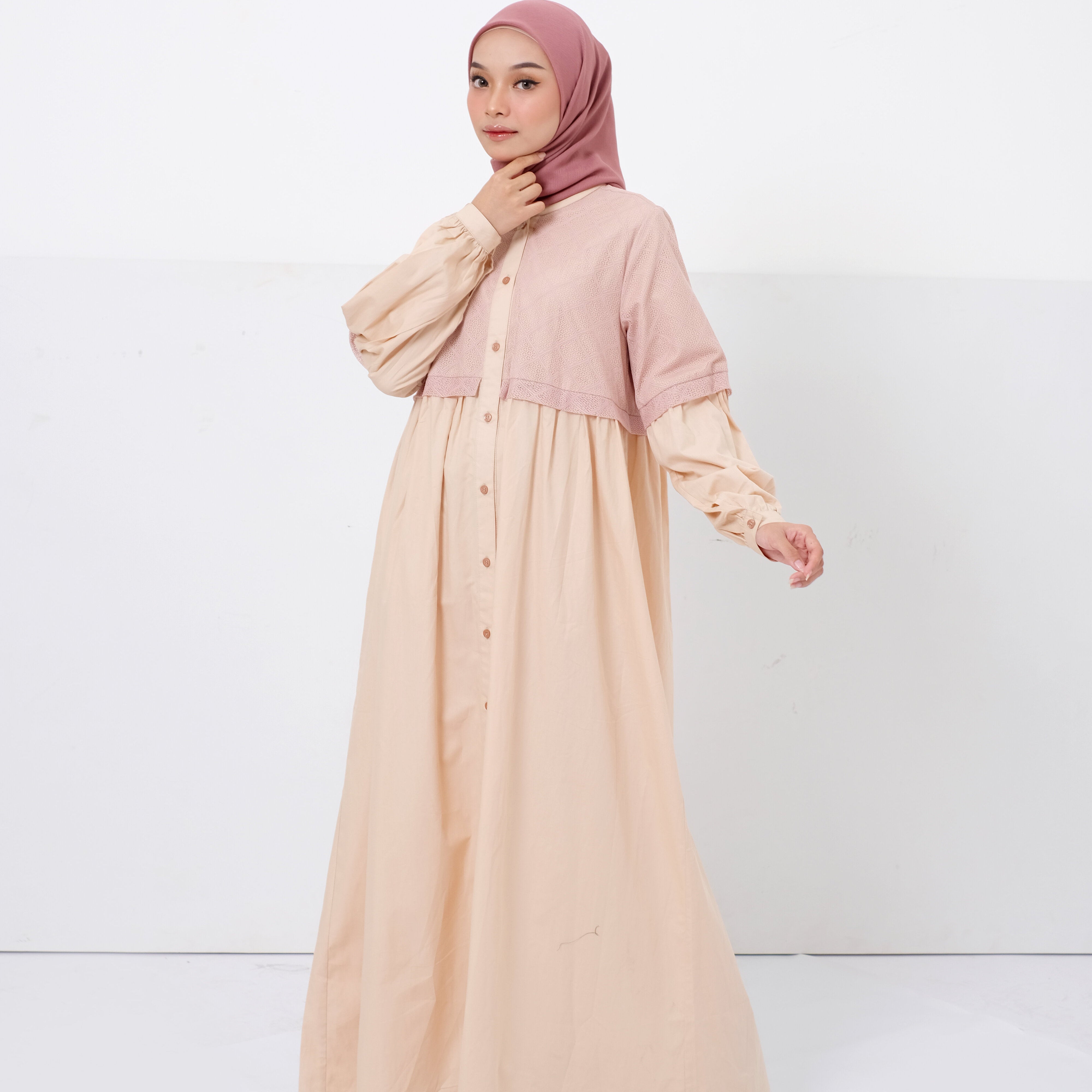 Dauky Gamis Wanita L Dress Lace Katun - Nude