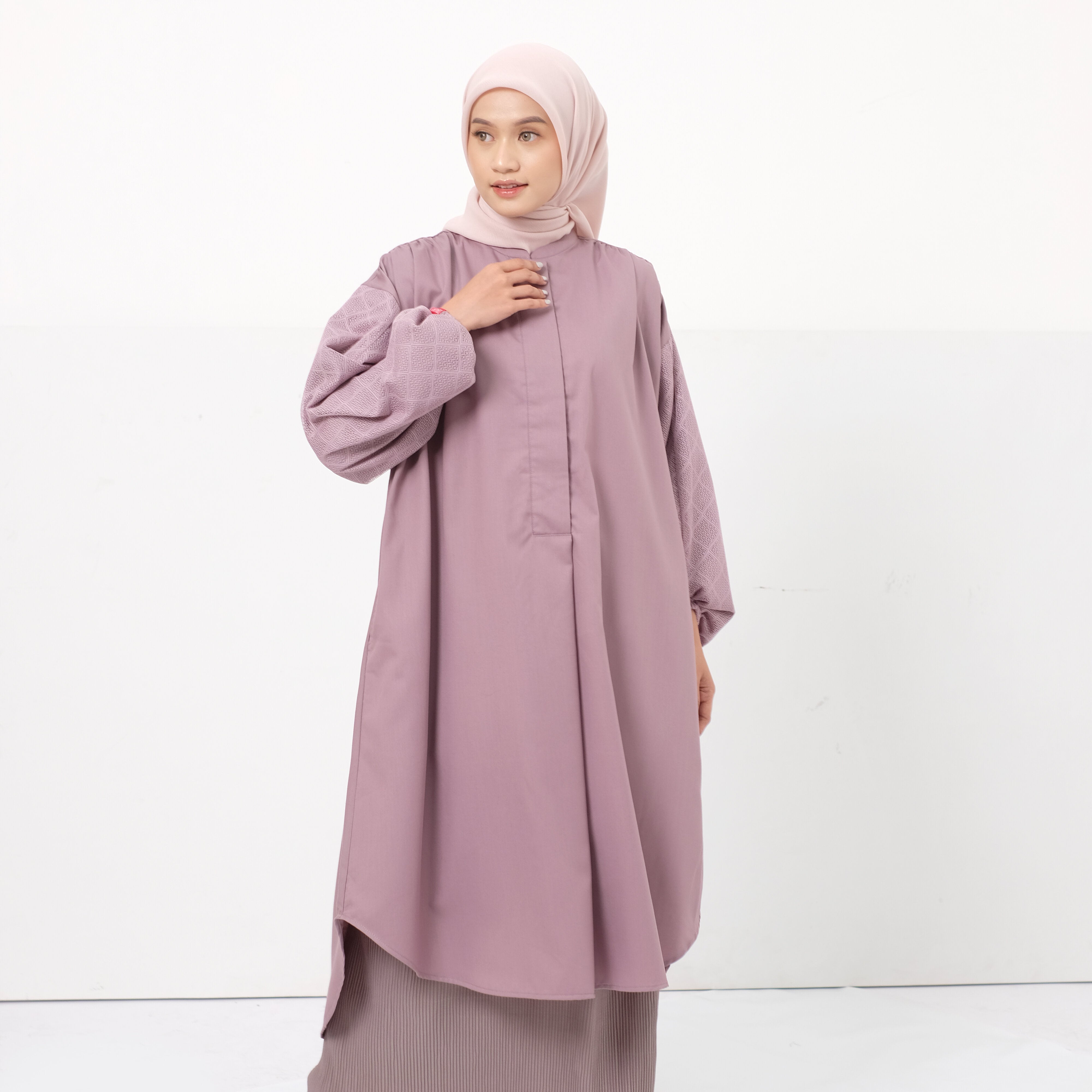 M Dress Lace Katun - Ungu