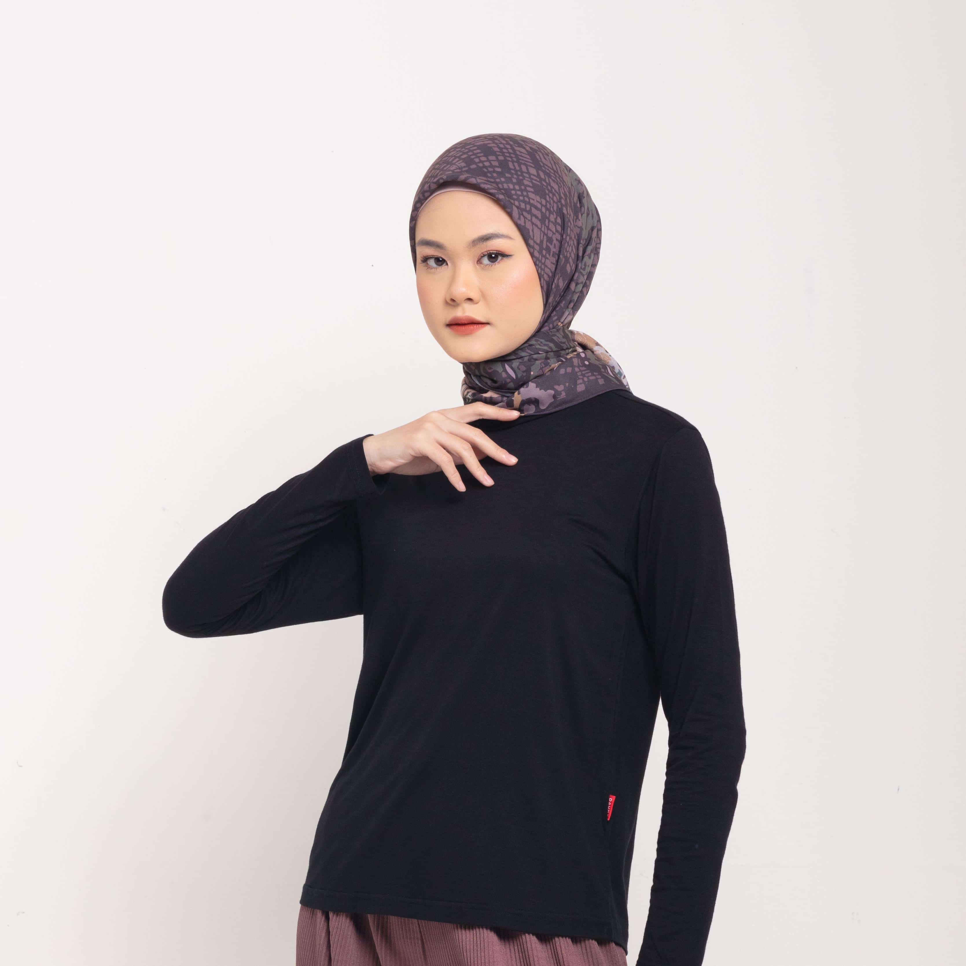 #color_hitam