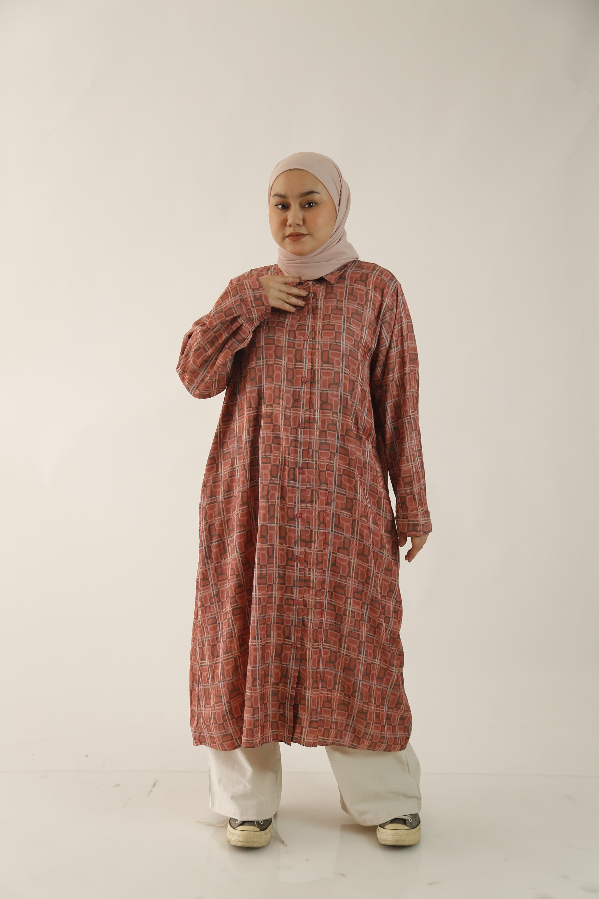 Dauky M Dress Monogram Series - Maroon