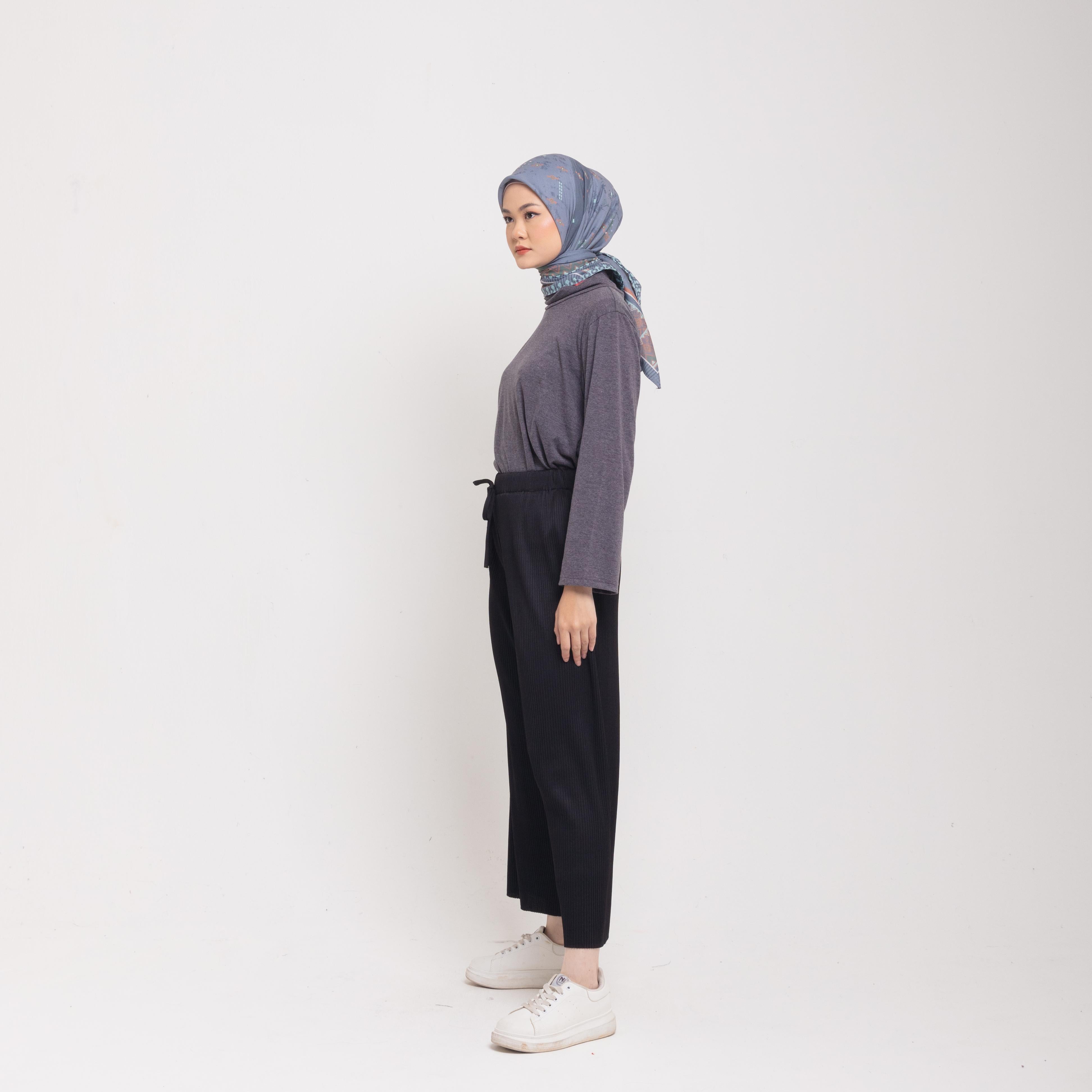 Kulot Pleats - Hitam