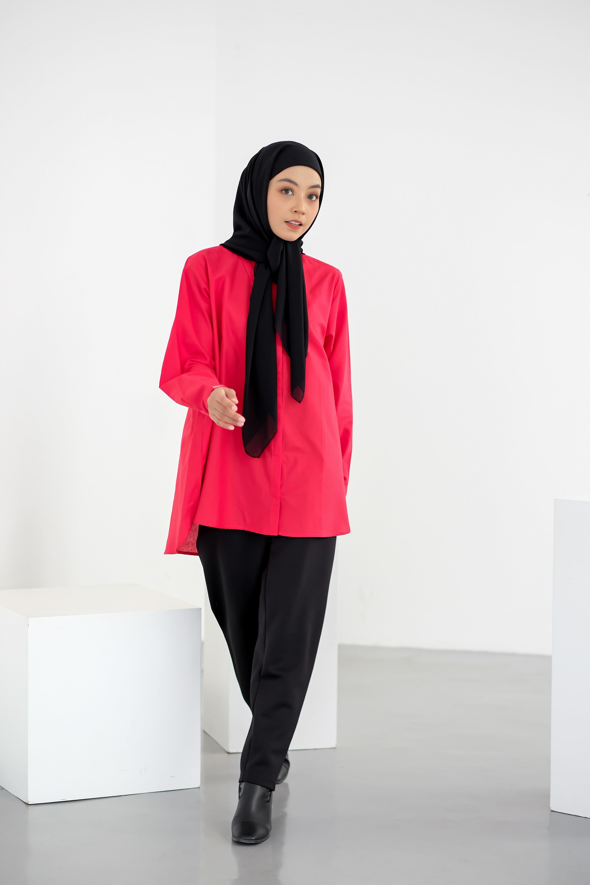 M Tunik Basic Katun Paris - Merah