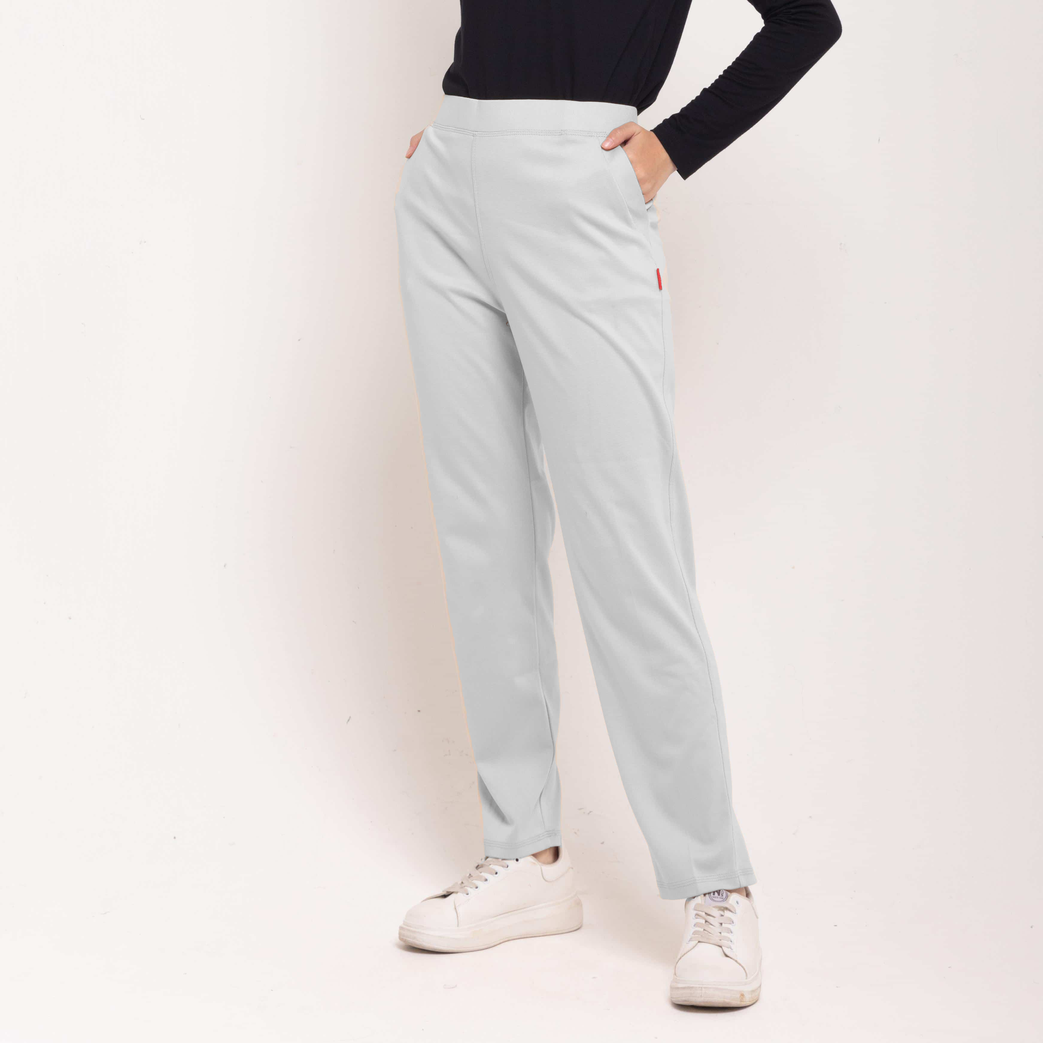 Straight Pants - Putih