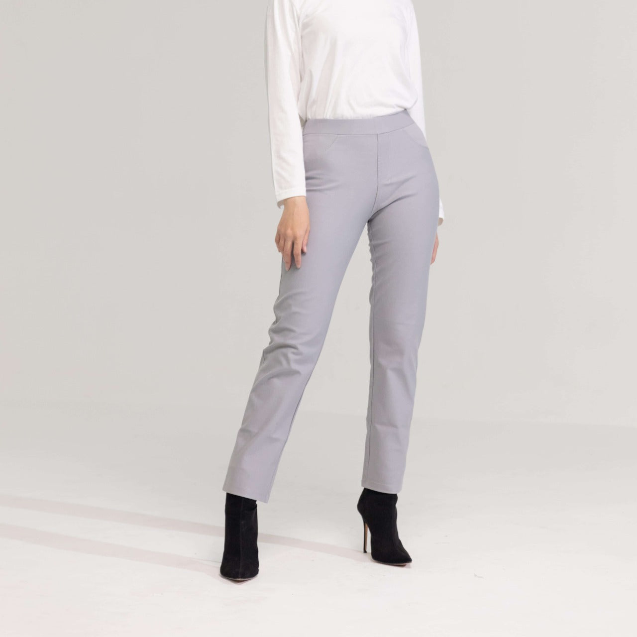 Dauky Celana Straight Fit Pants - Silver Grey