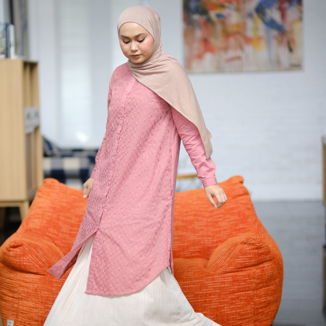 Chantily L Tunik Textured