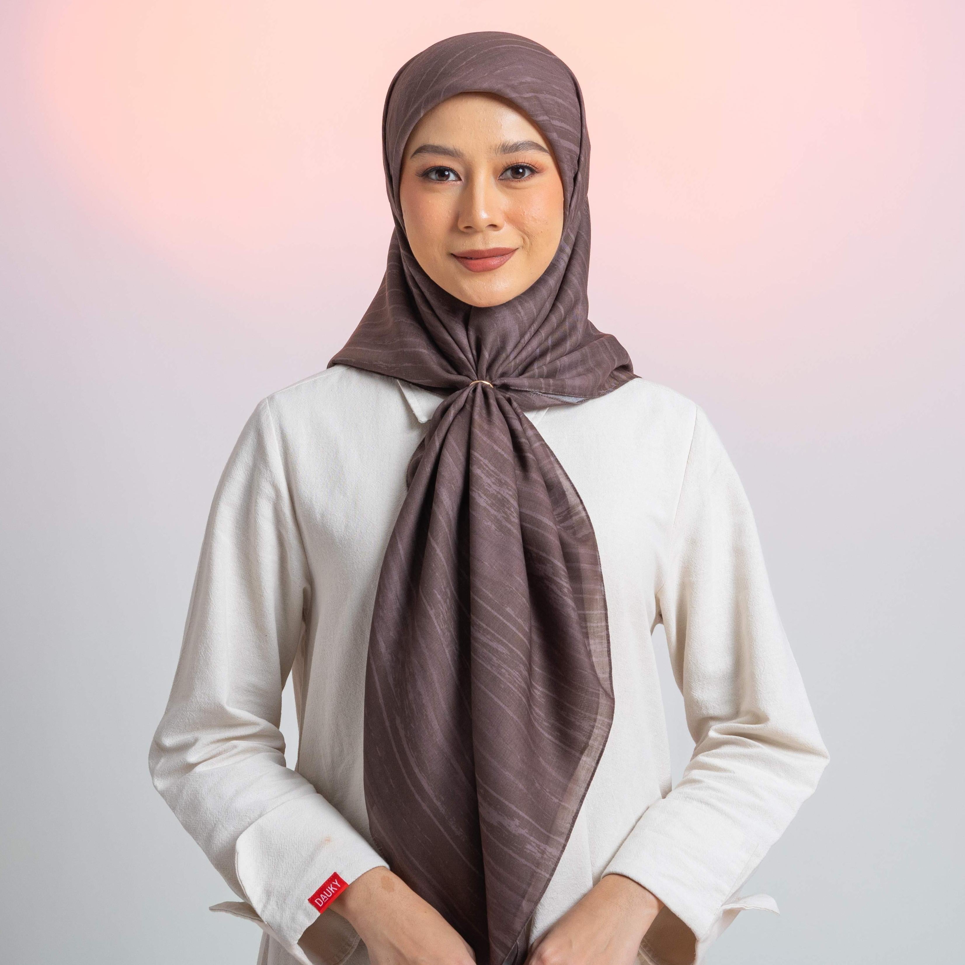 WAVY LINES SCARF