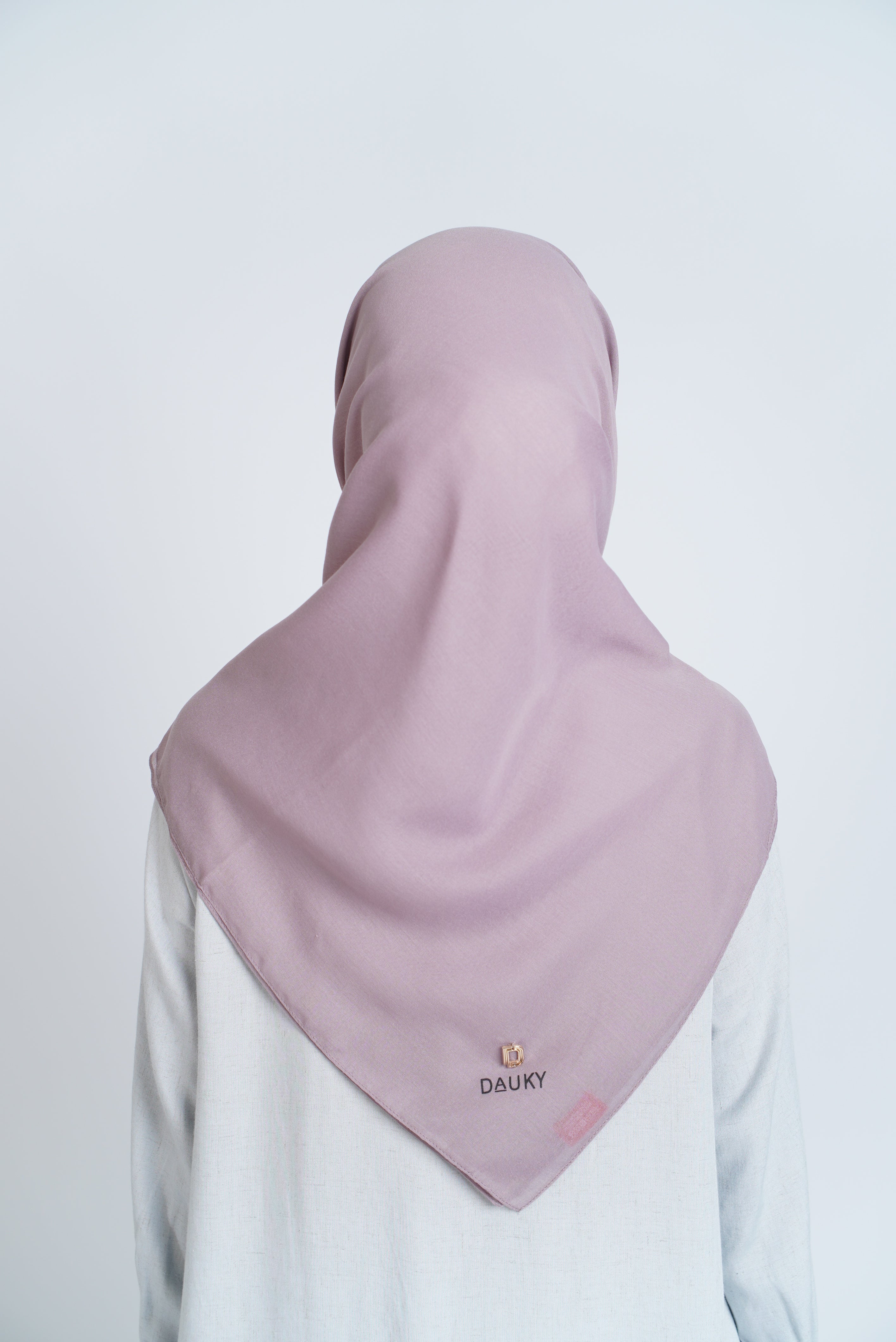SIGNATURED PLAIN SCARF - TAUPE
