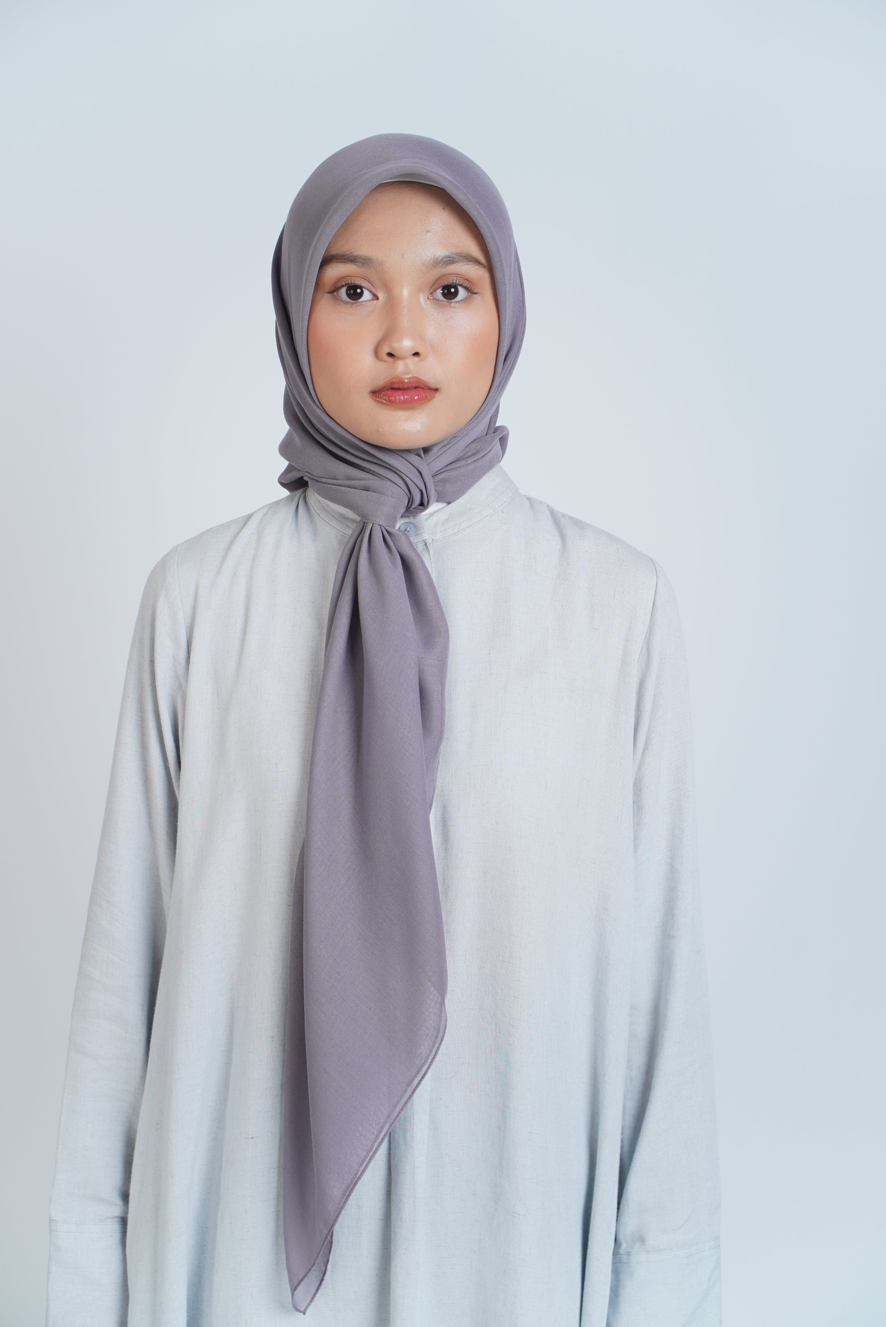 SIGNATURED PLAIN SCARF - DARK GREY
