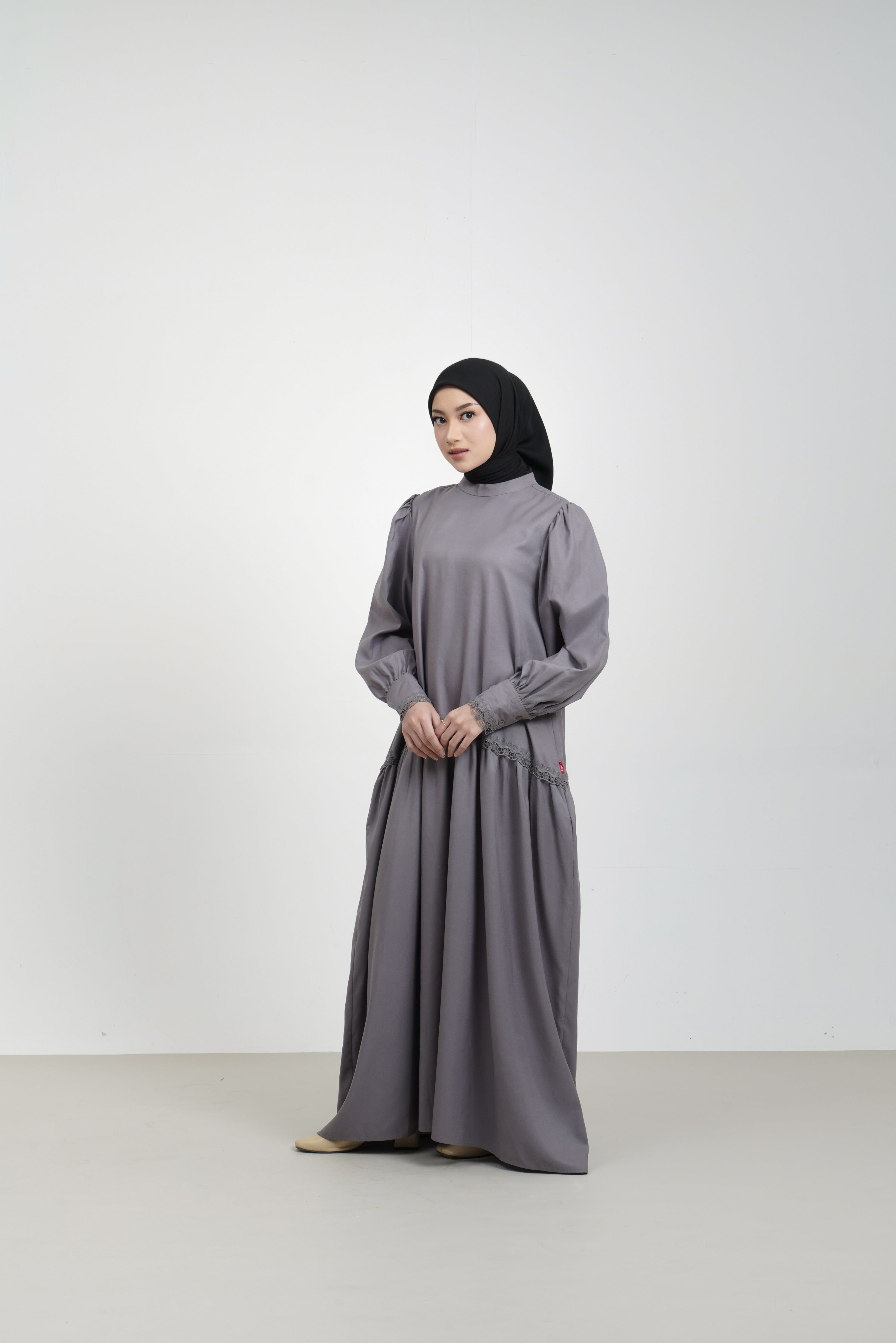 L Dress Puff Lined Lace