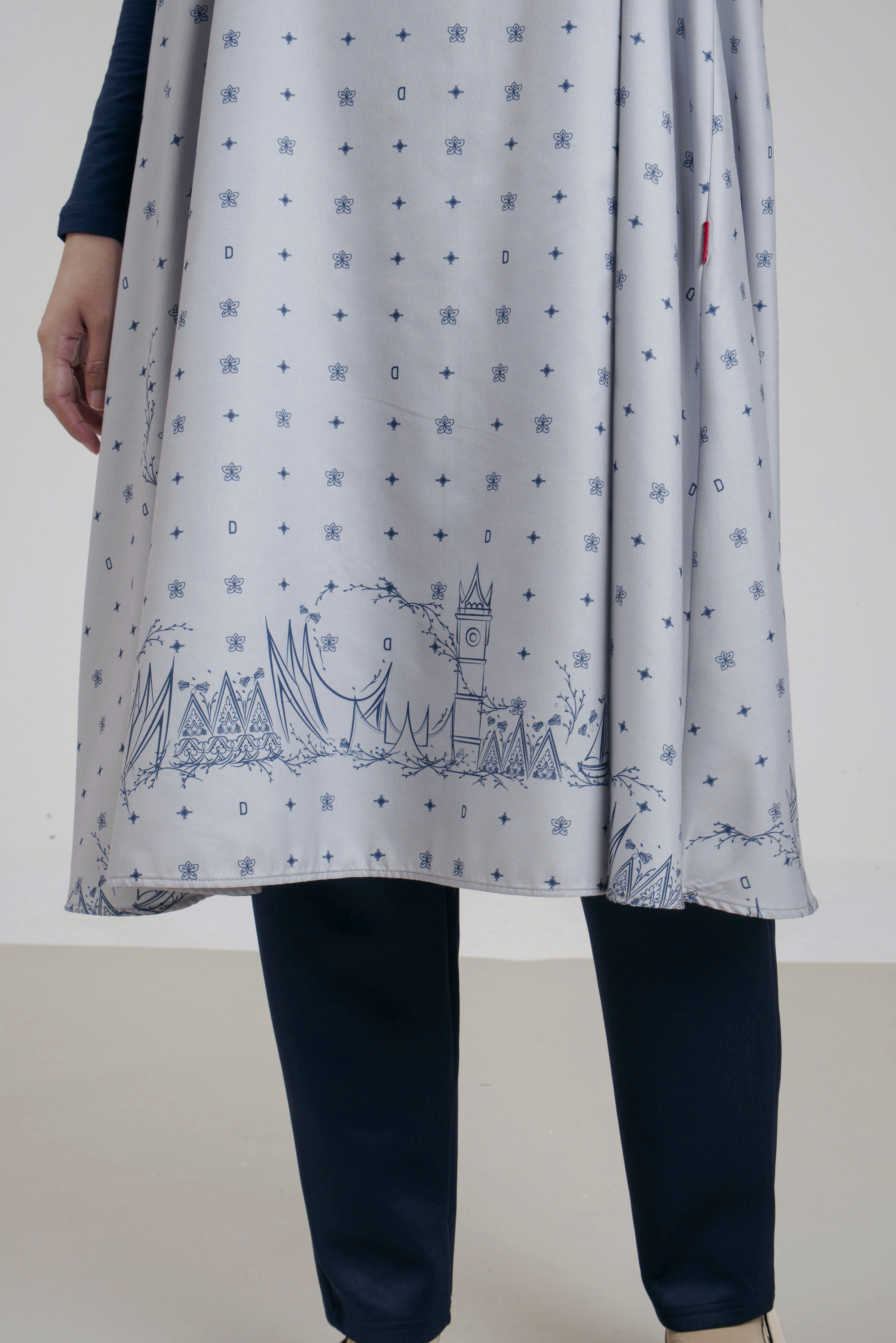 L Tunic Sleeveless Wanderer