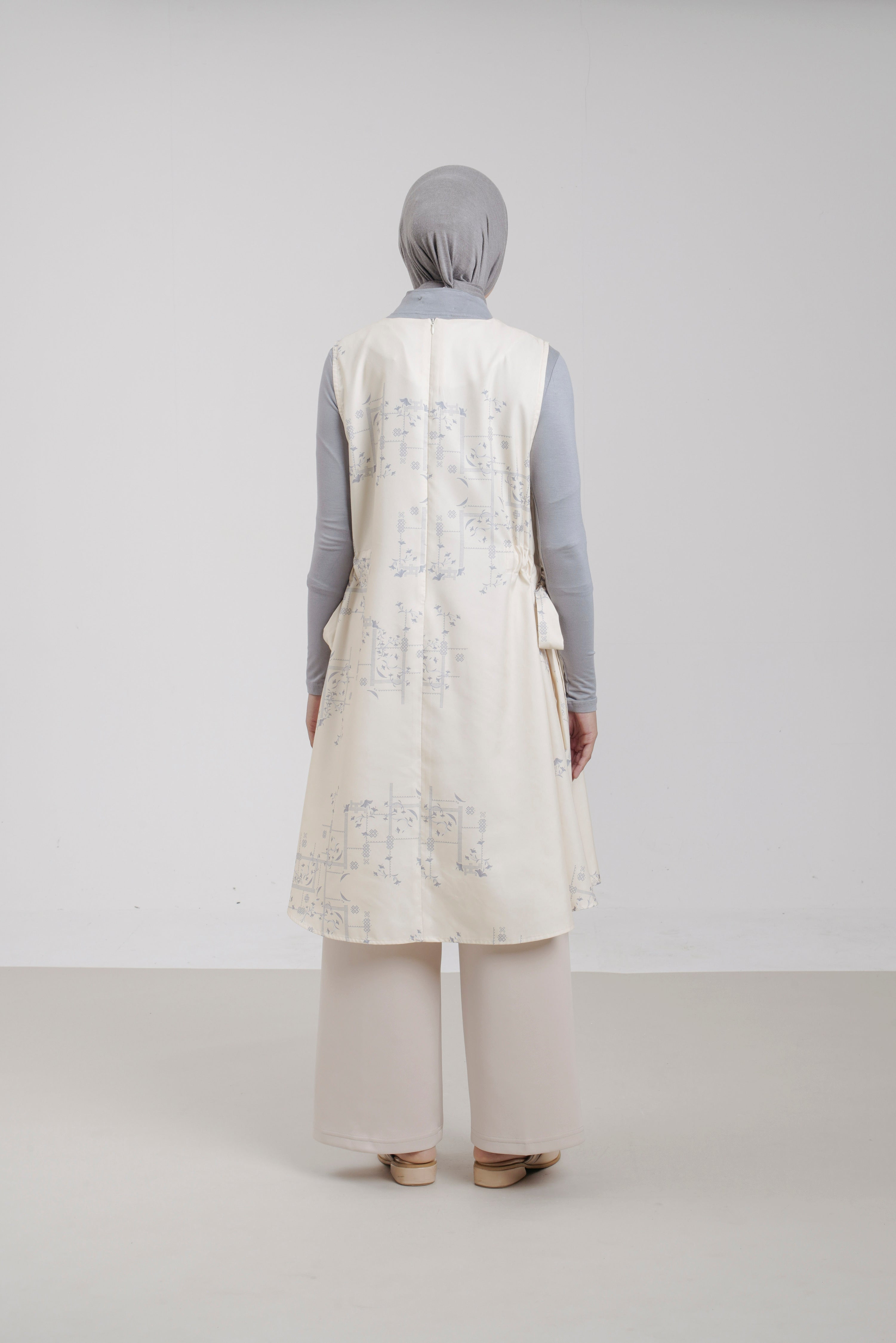 L Tunic Sleeveless Bitter Bloom