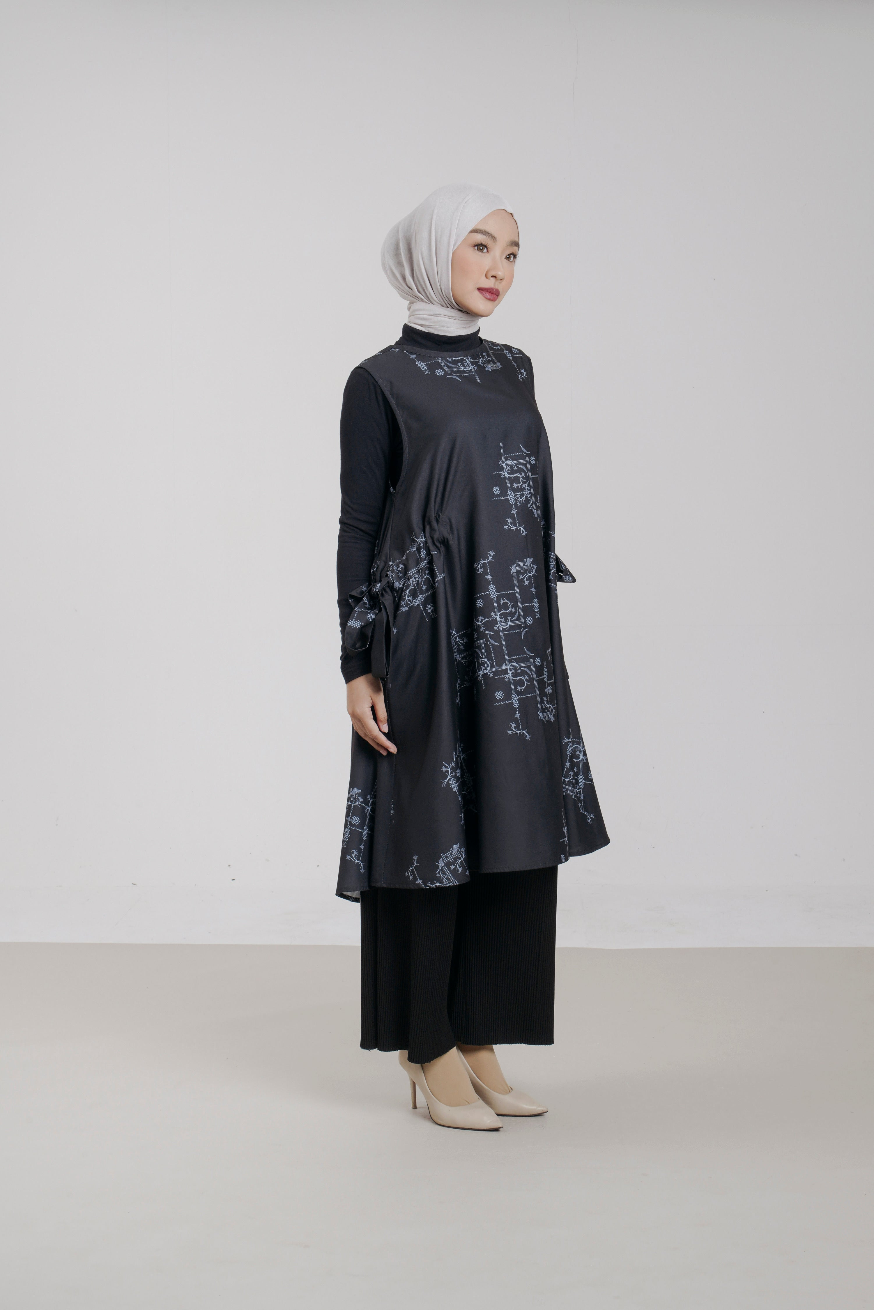 L Tunic Sleeveless Bitter Bloom