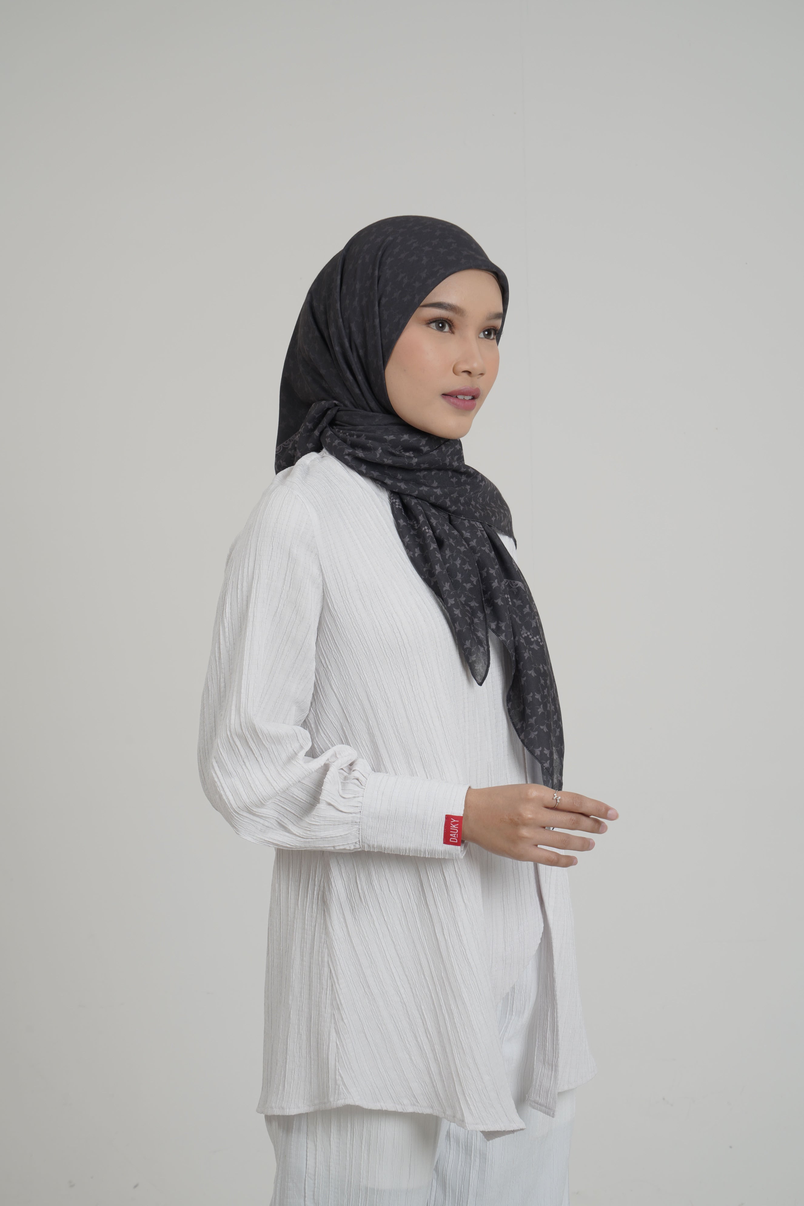 Bloom Bordered Scarf