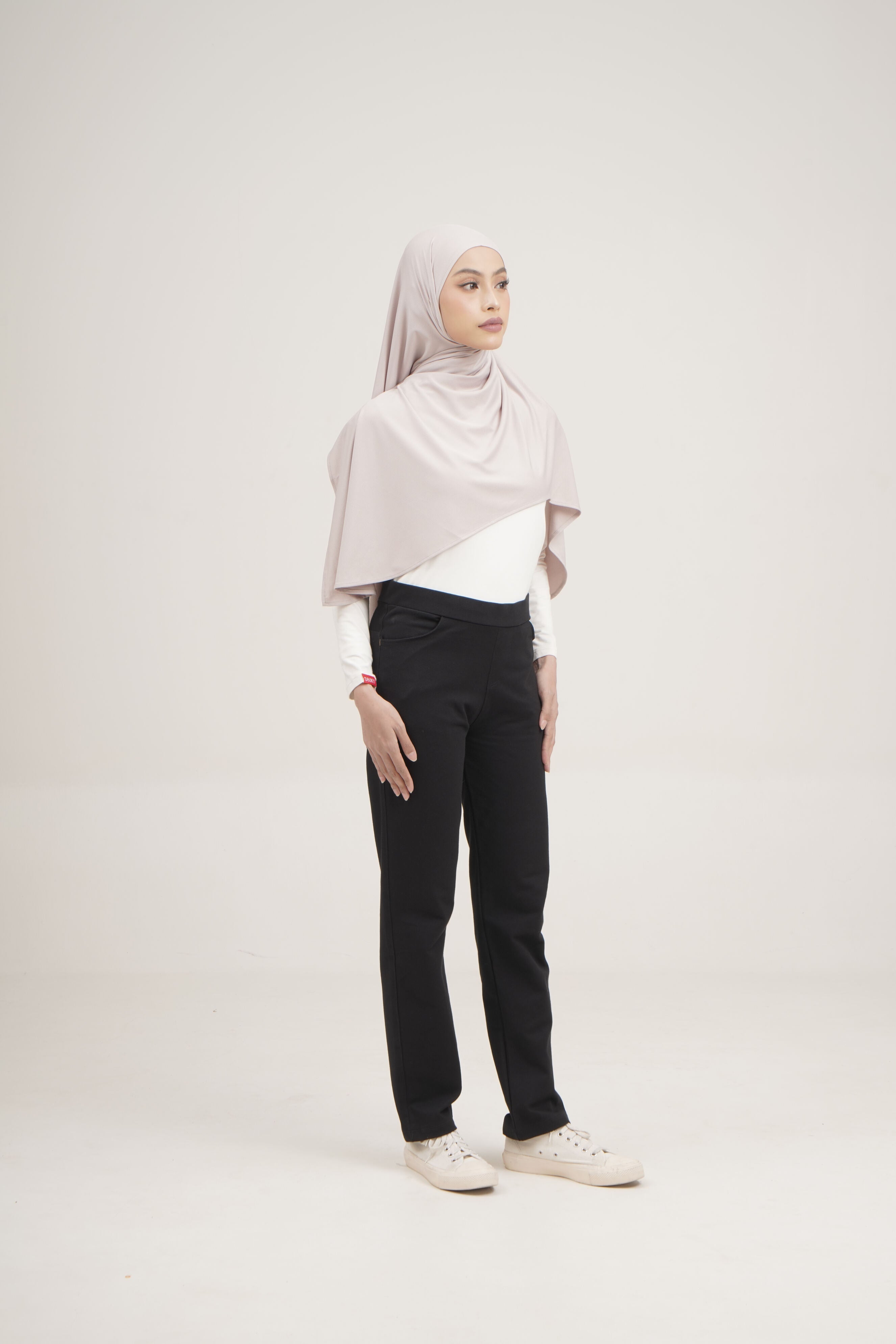 STRETCH PANTS