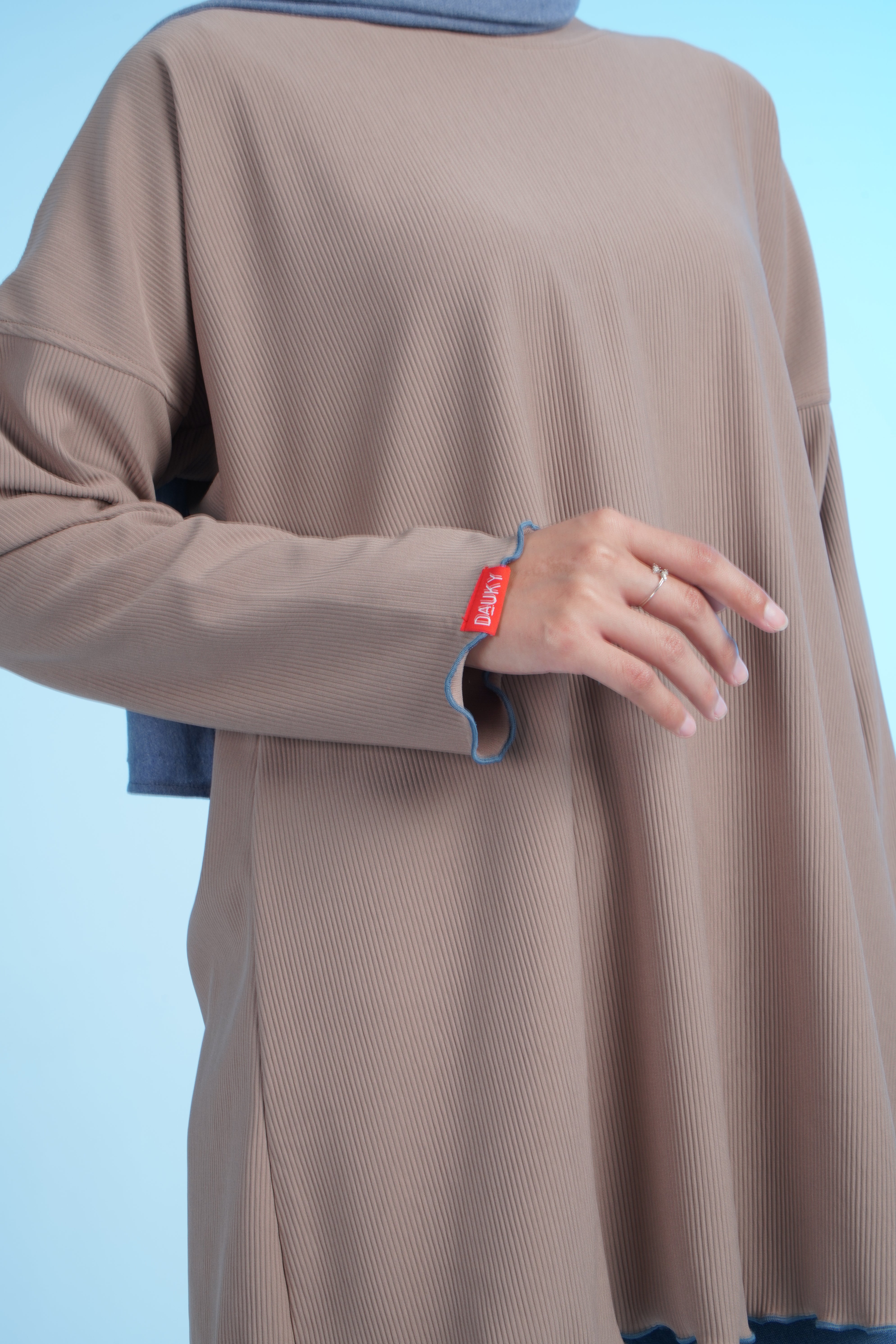 M TUNIC BS CONTRASTED LINE