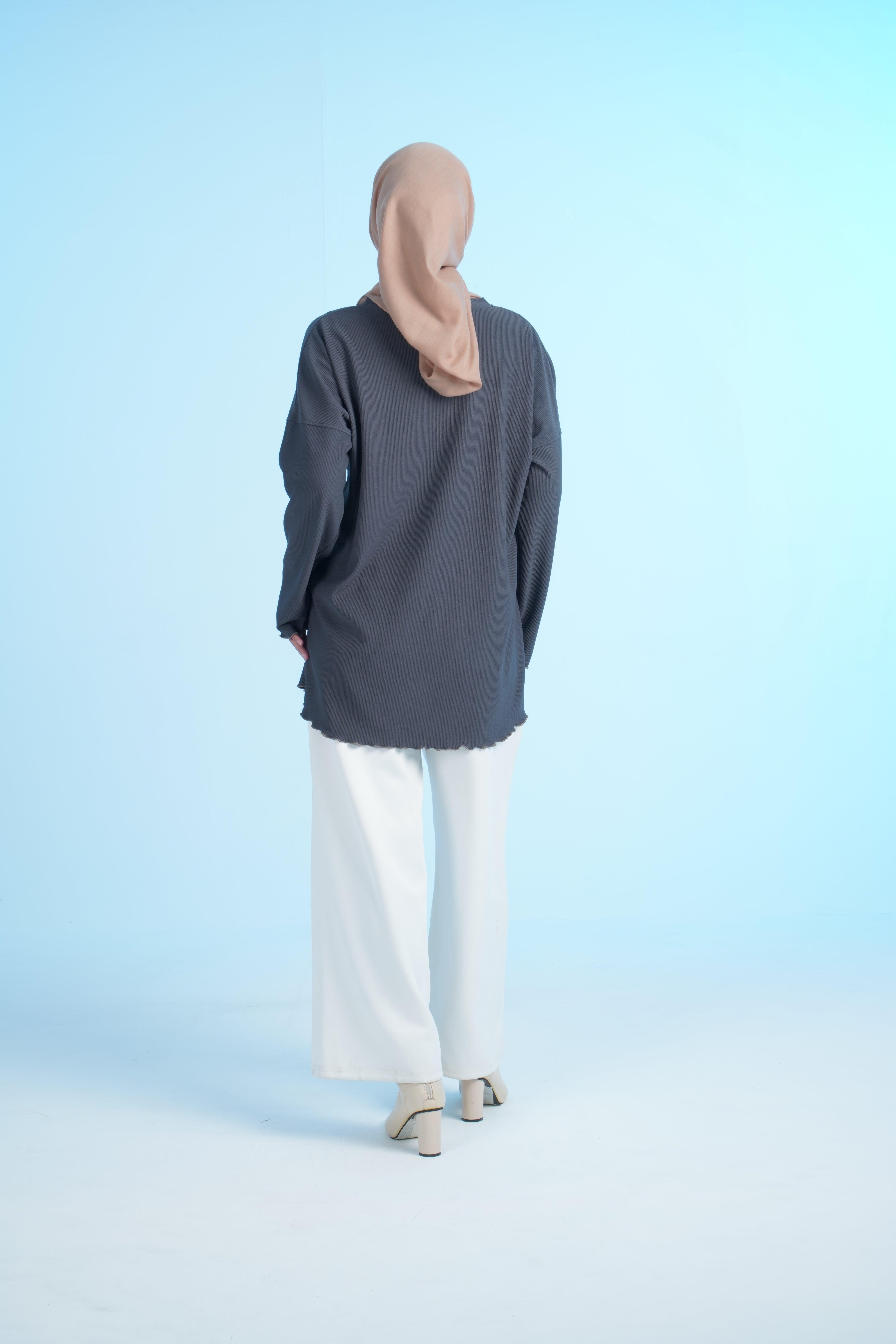M TUNIC BS CONTRASTED LINE