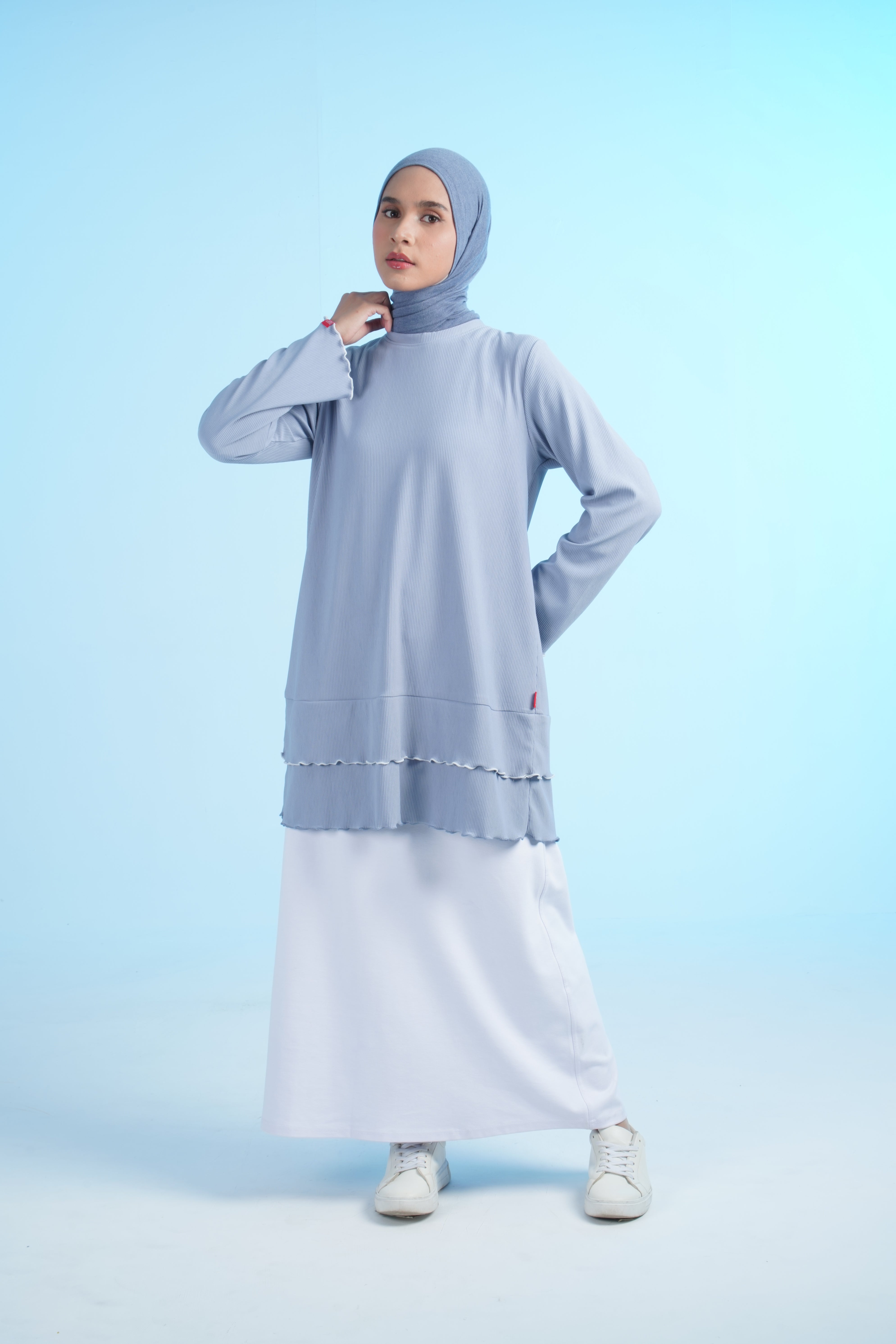 M TUNIC CONTRASTED LINE