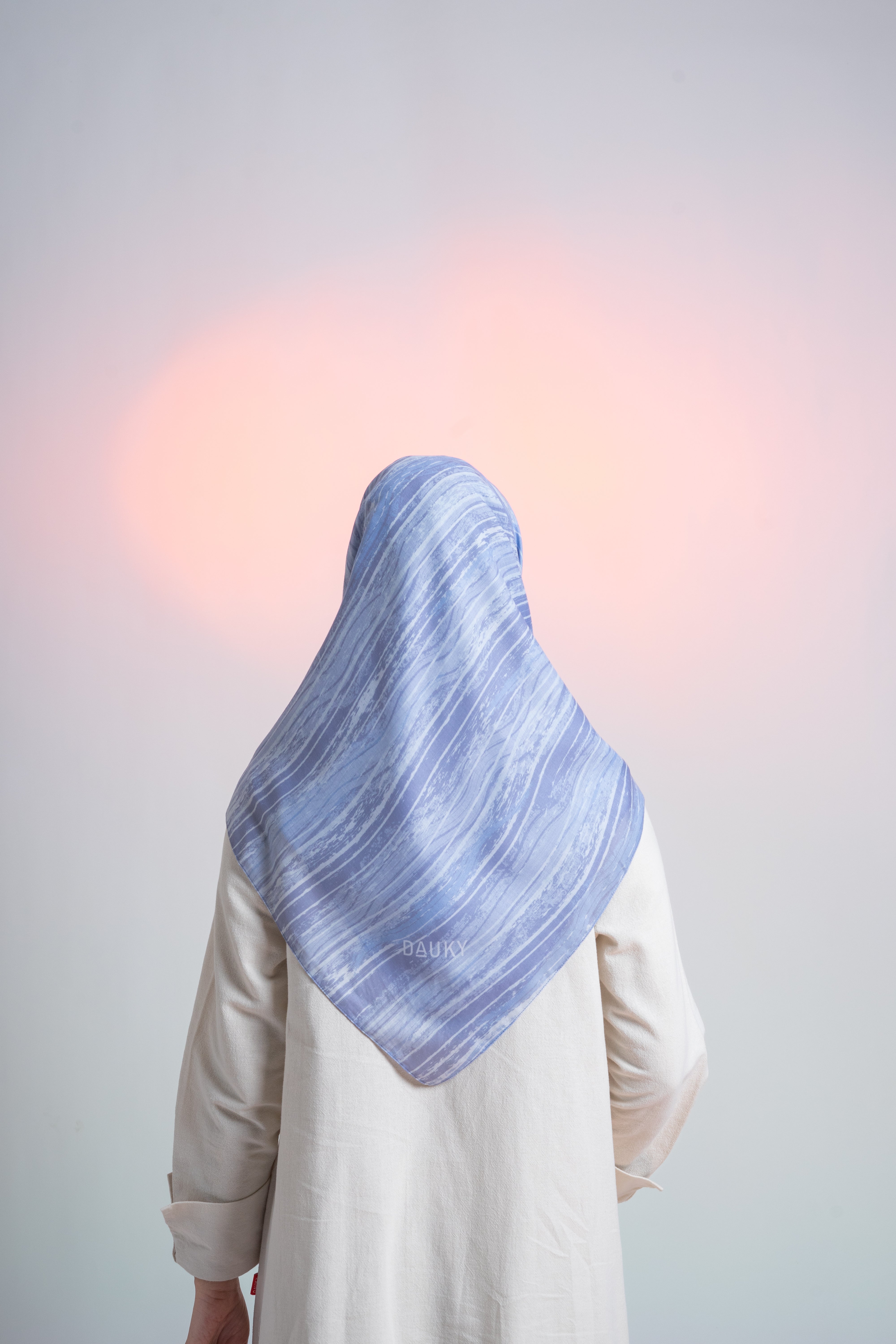 WAVY LINES SCARF