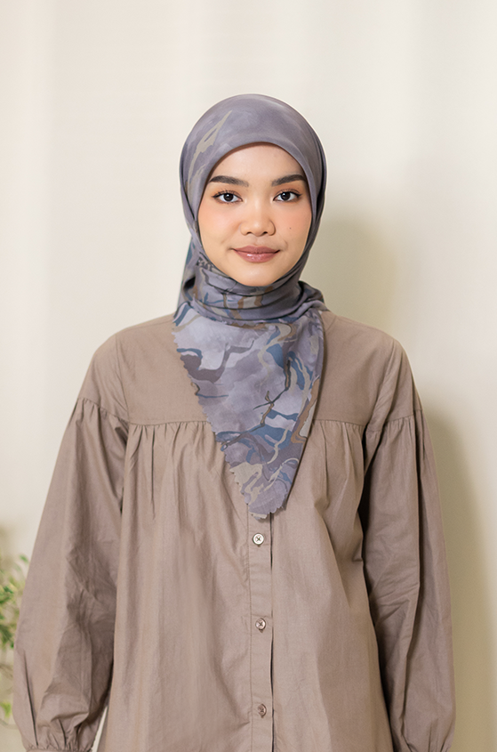 Natural Spreads Premium Scarf - Grey Misty