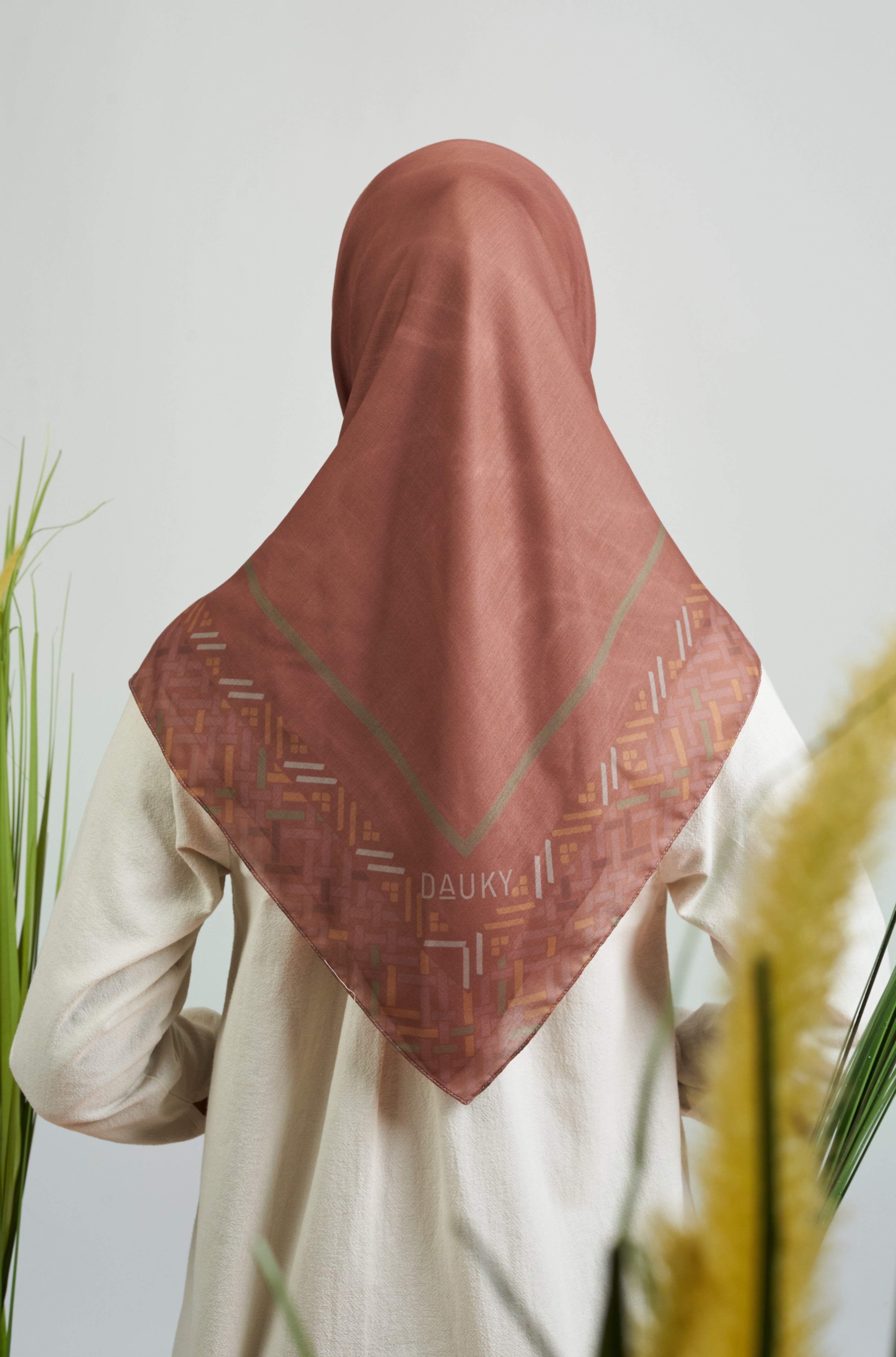 Decorative Geo Scarf - Teracotta