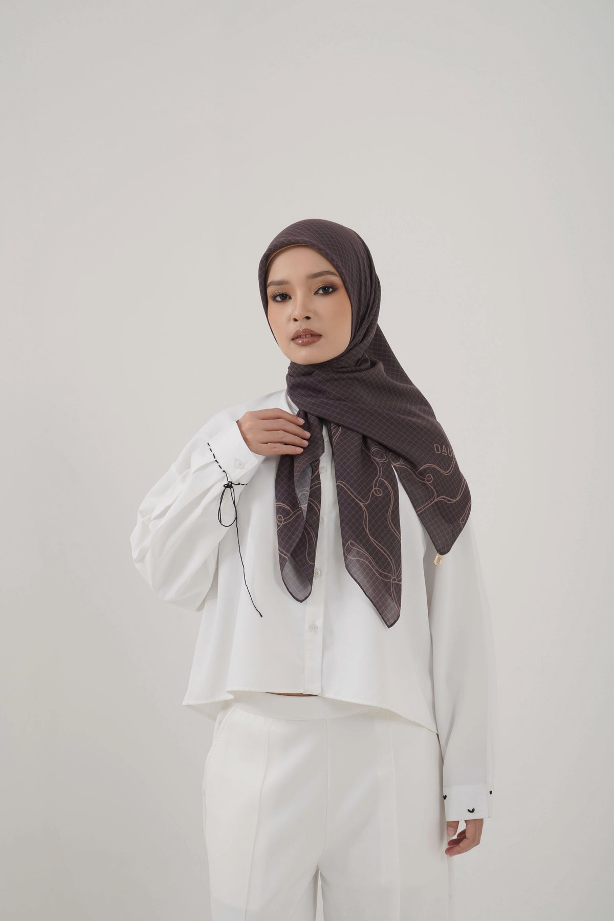 Ribbon Geo Scarf