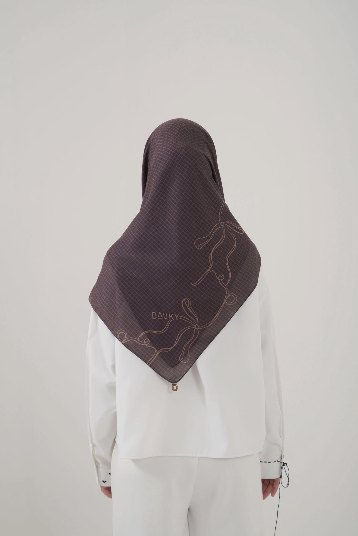 Ribbon Geo Scarf