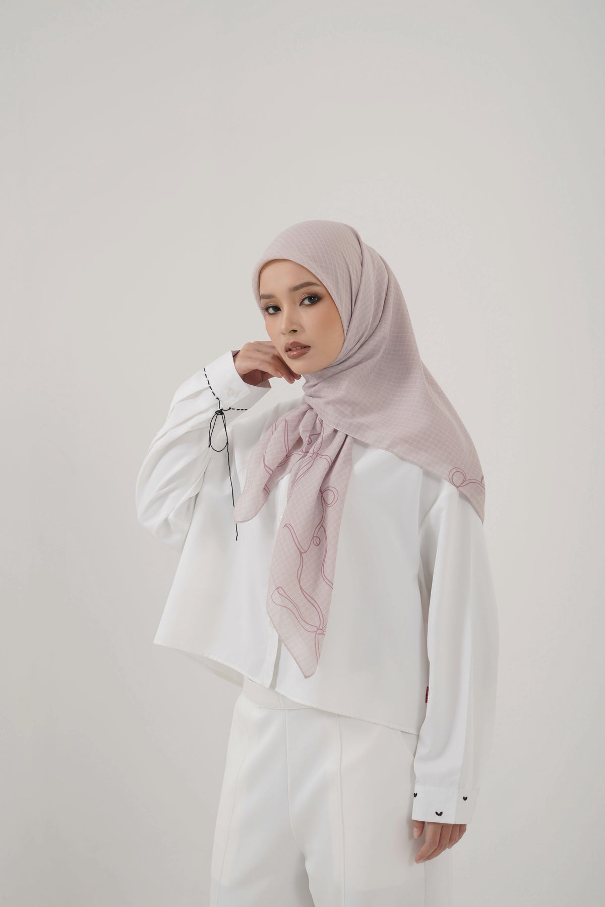 Ribbon Geo Scarf