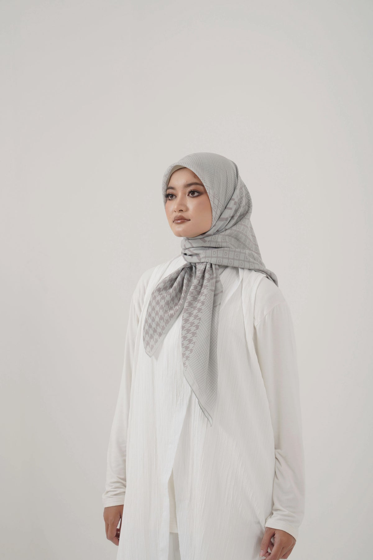 Multi Geo Scarf