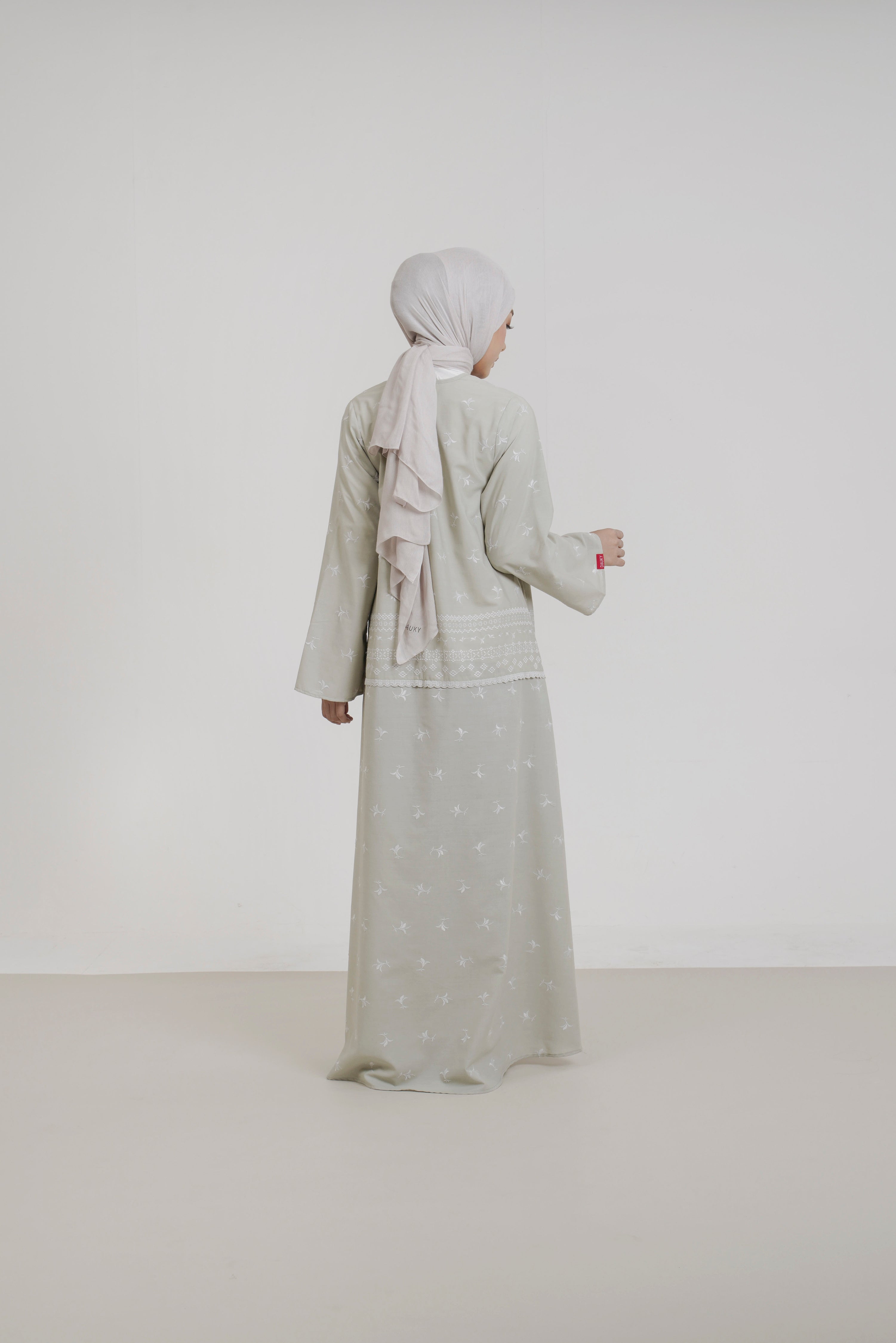 L Dress Wide Bloom Embro