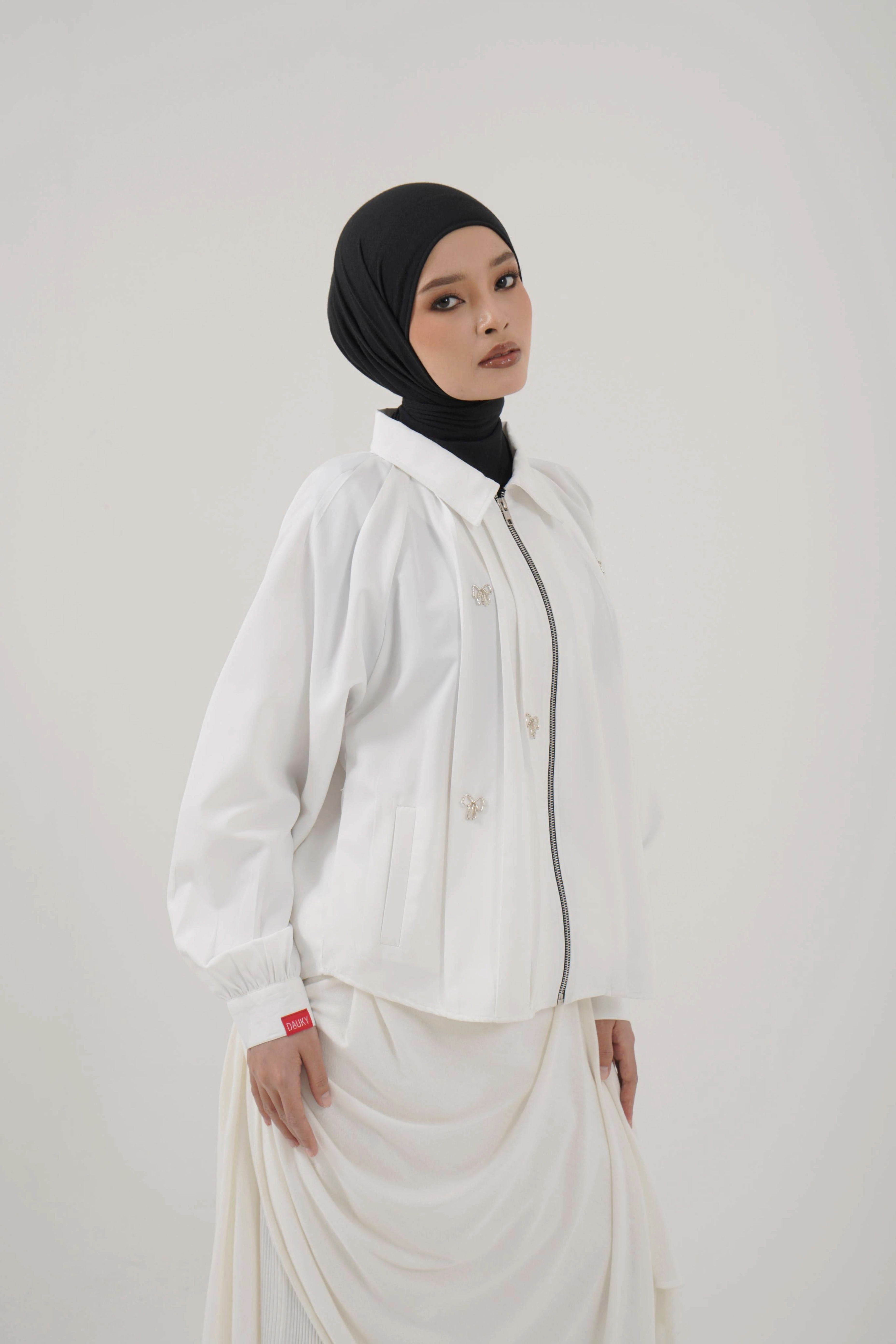 Jacket Beaded Puff