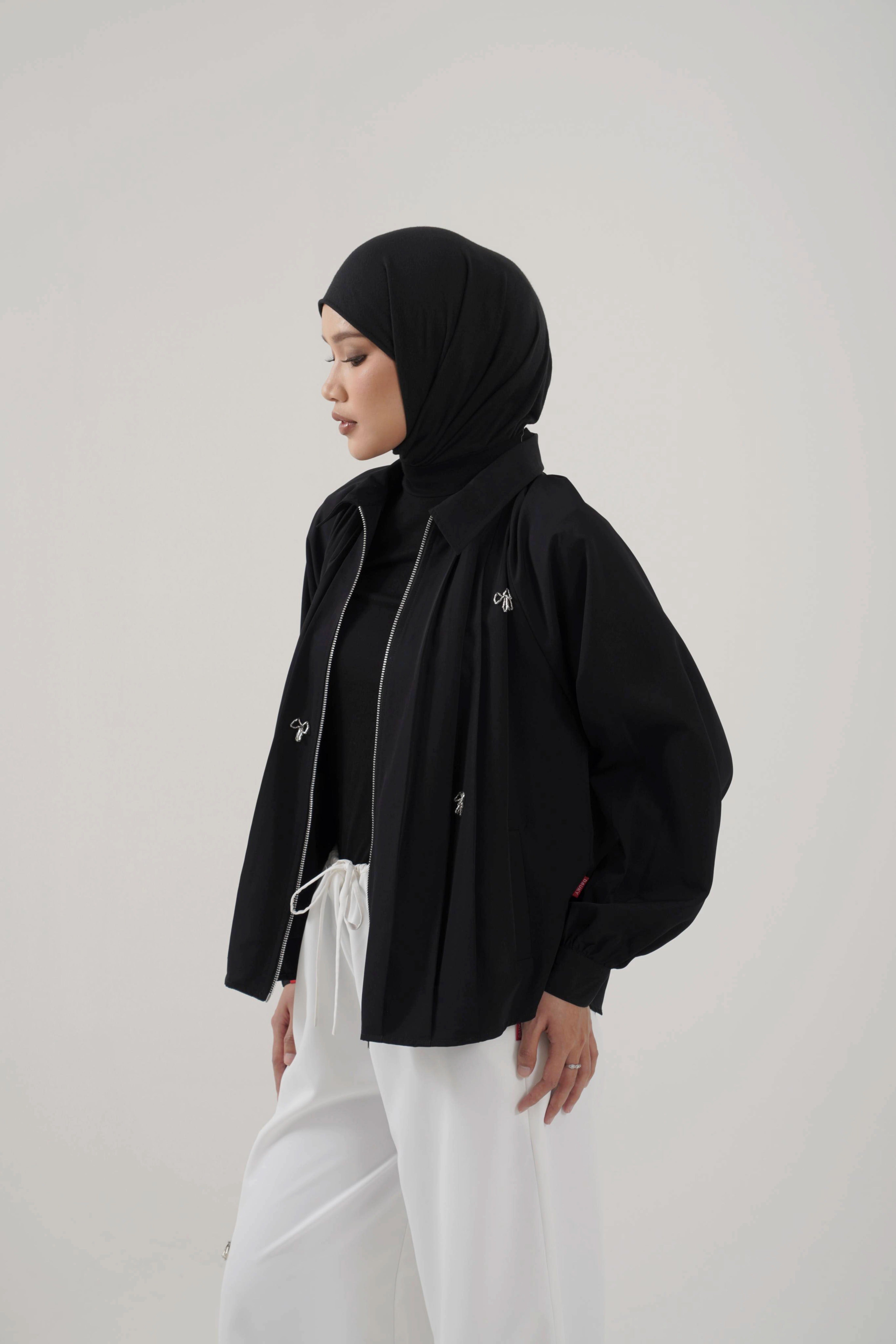 Jacket Beaded Puff