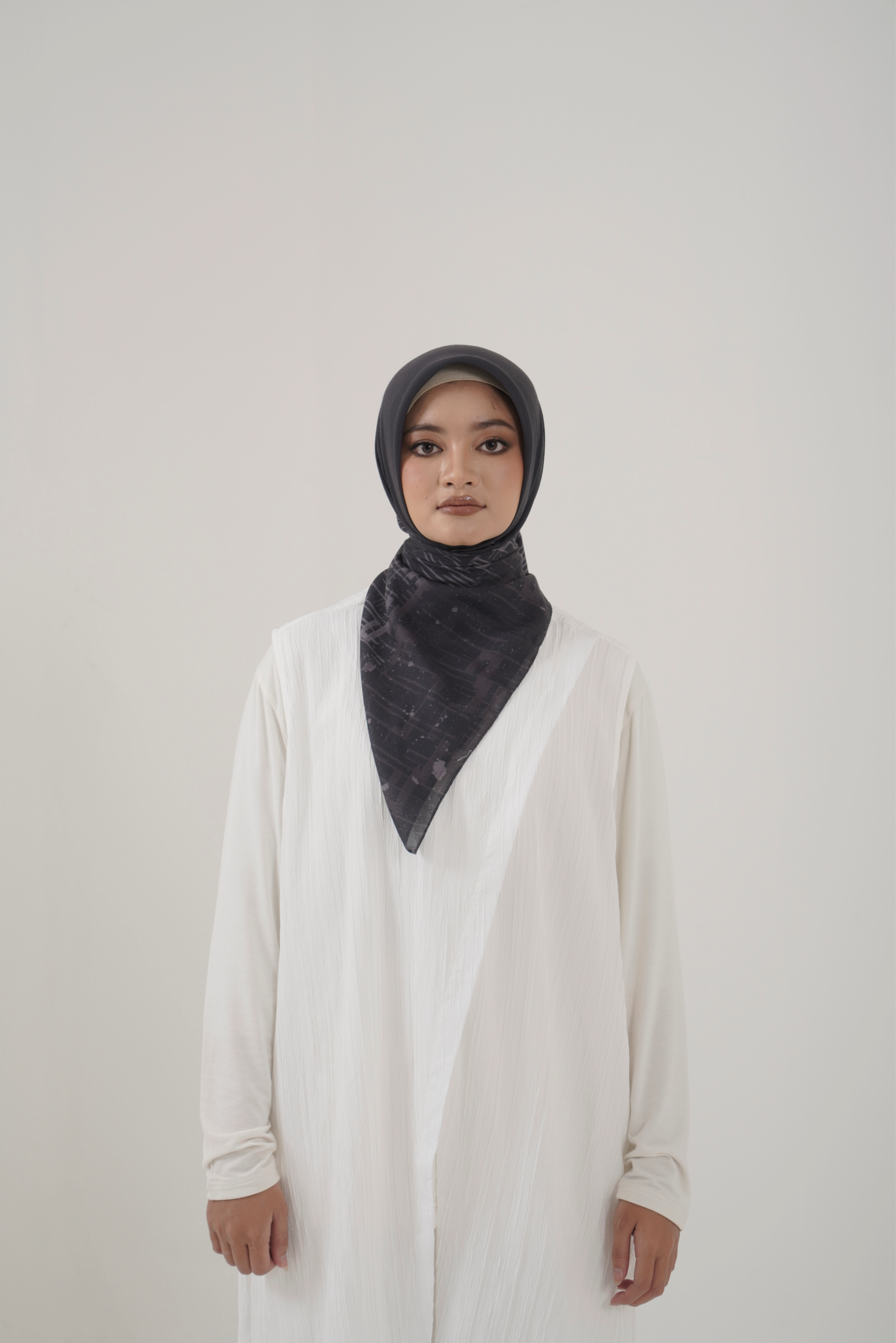 Grid LIne Scarf
