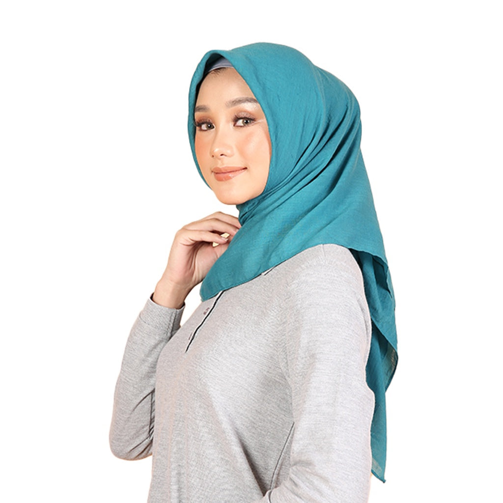 Dauky Hijab Segiempat Kerudung Polos Basic Voal Scarf - Tosca Tua