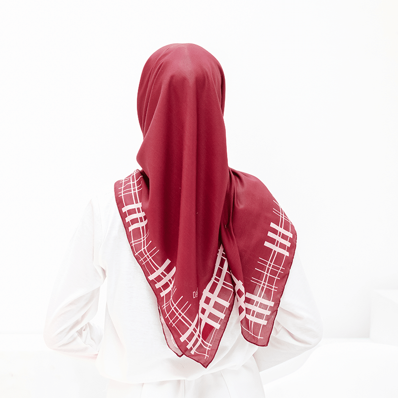 DAUKY Hijab Kerudung Segiempat Gingham Scarf - Maroon